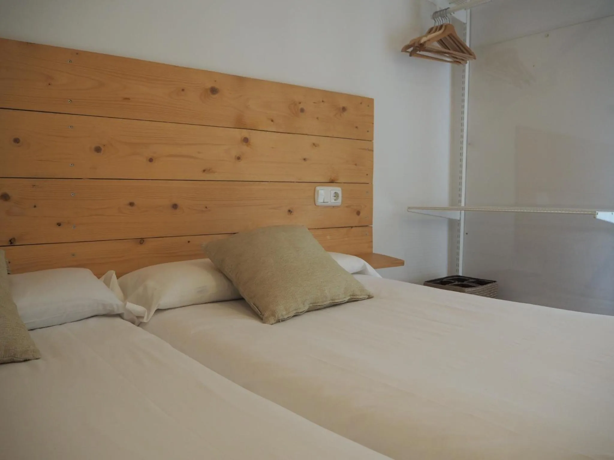 Bedroom, Bed in Pensión Urkia