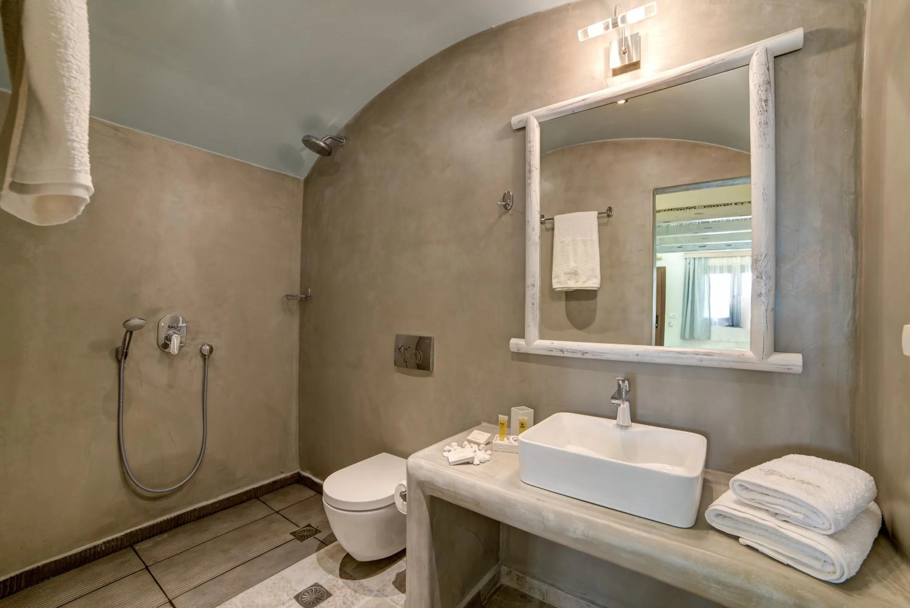 Shower in Ifestos Villa