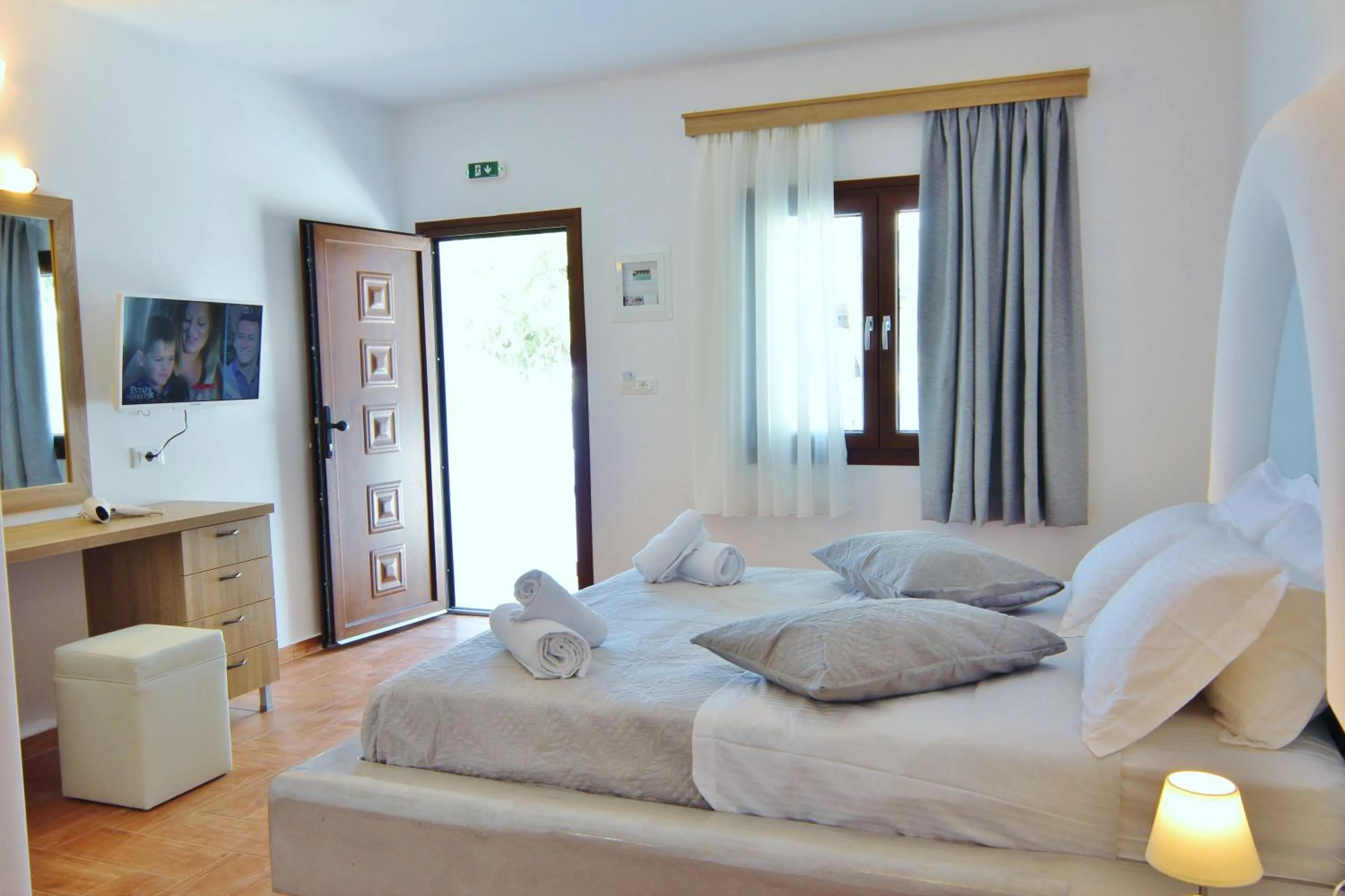 Toilet, Bed in Ifestos Villa