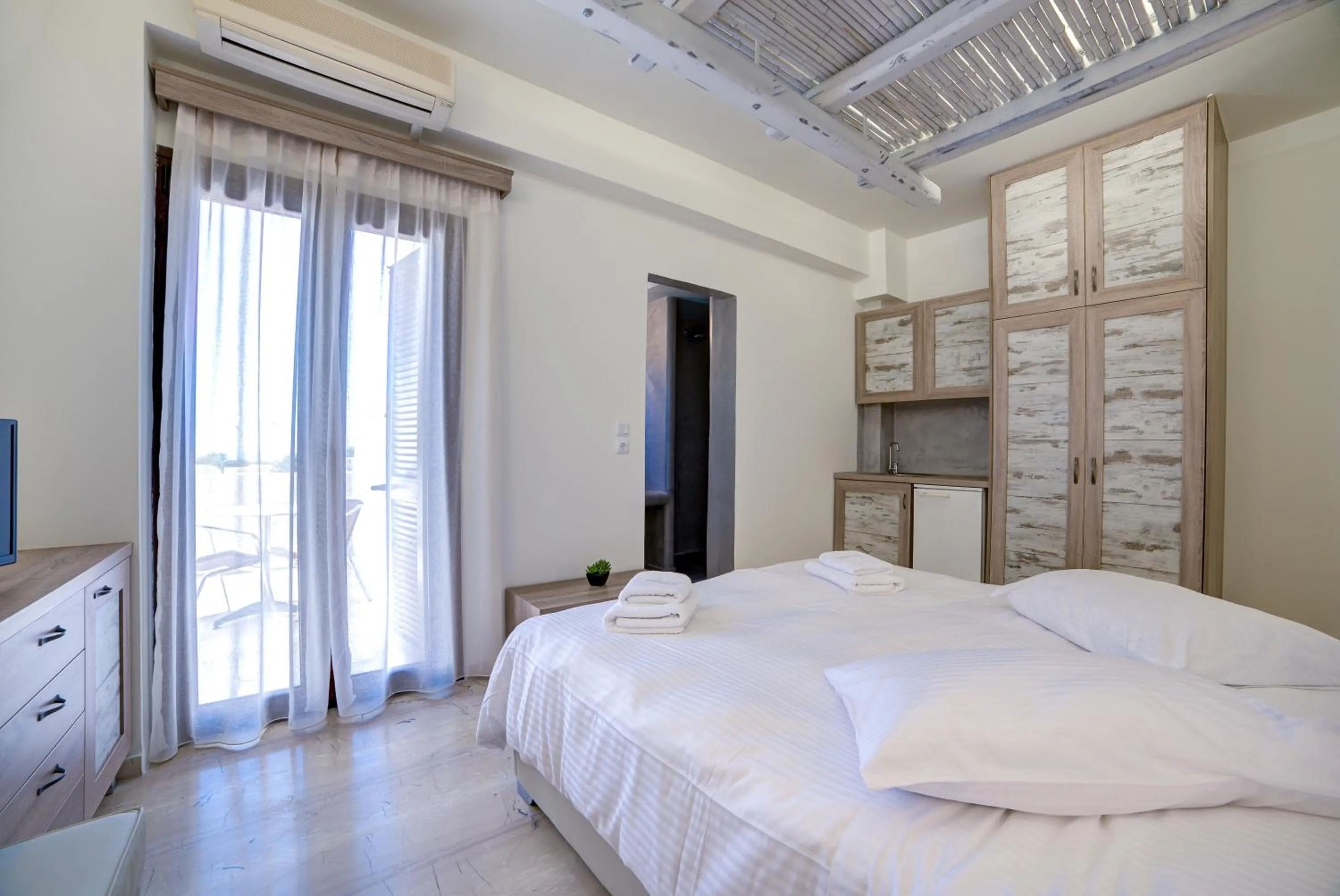 Bedroom, Bed in Ifestos Villa