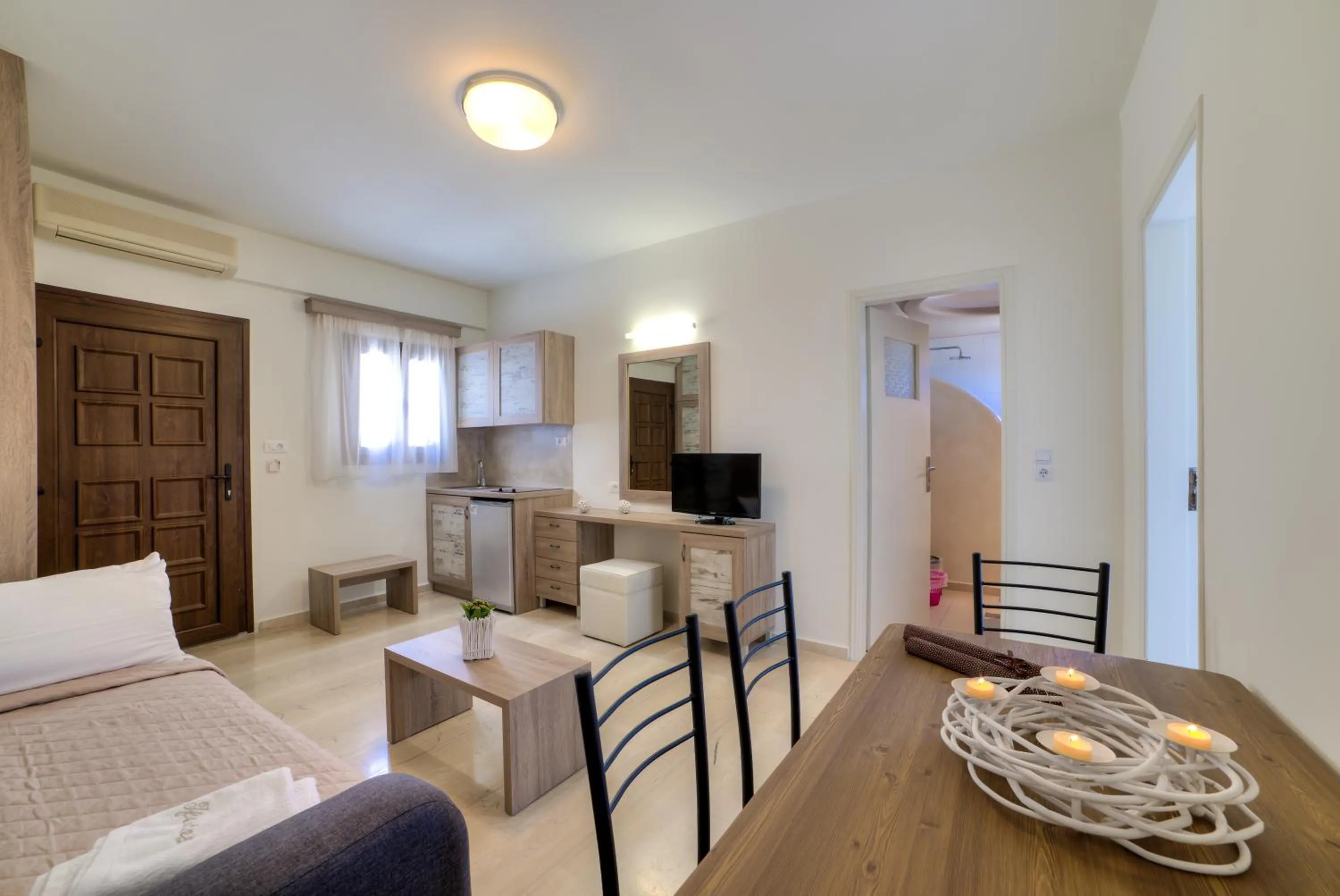 Coffee/tea facilities in Ifestos Villa