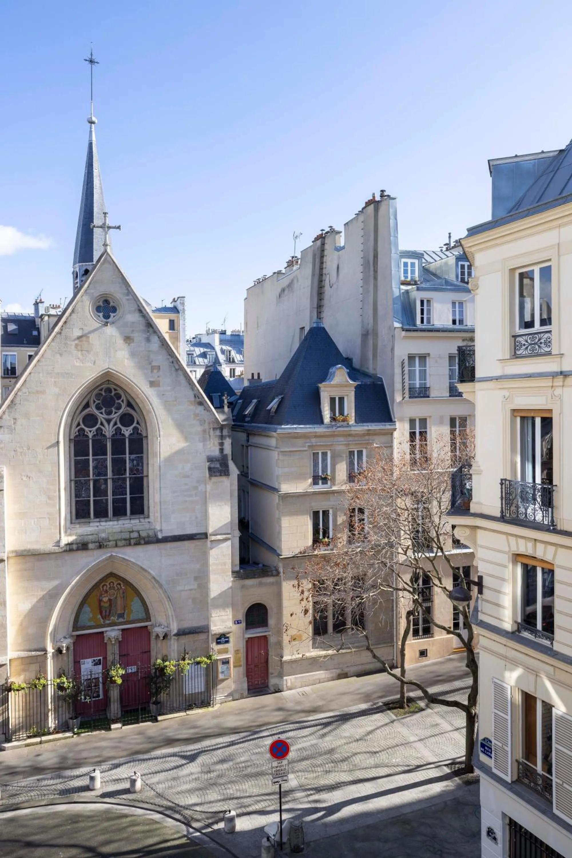 Property building in Hôtel Jardin de Cluny