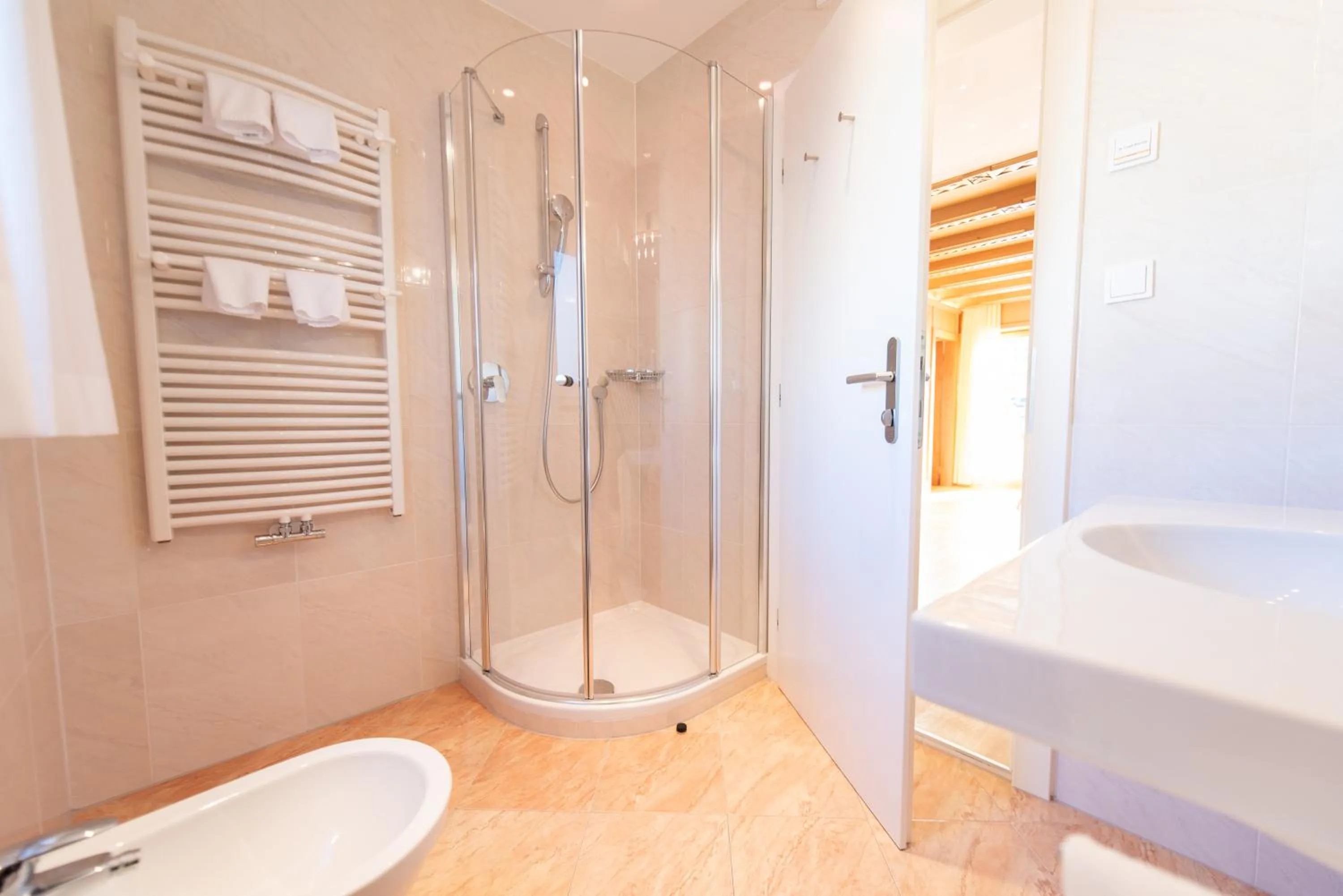 Bathroom in Aparthotel Kastel Seiser Alm