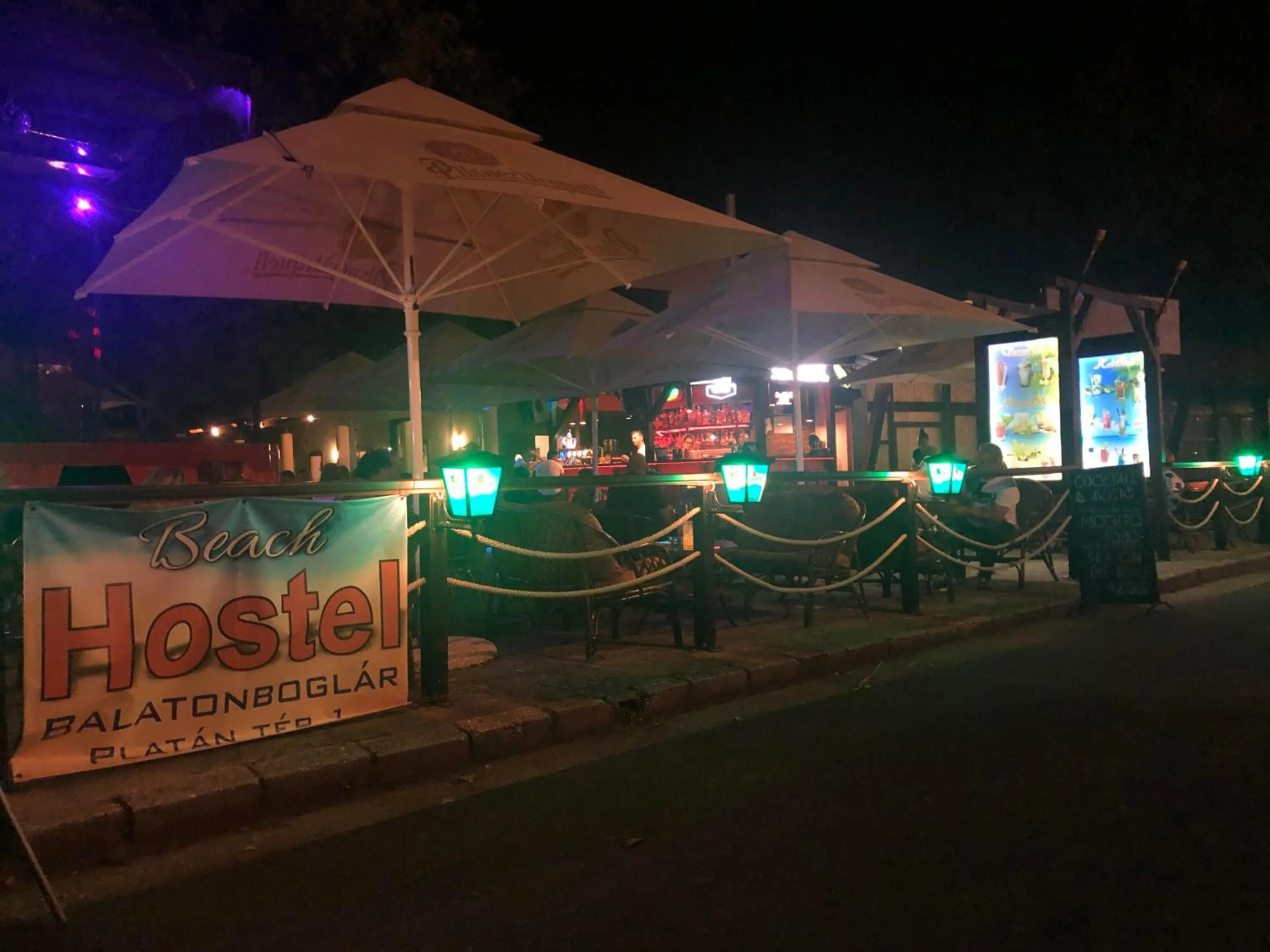 Beach Hostel Balatonboglár