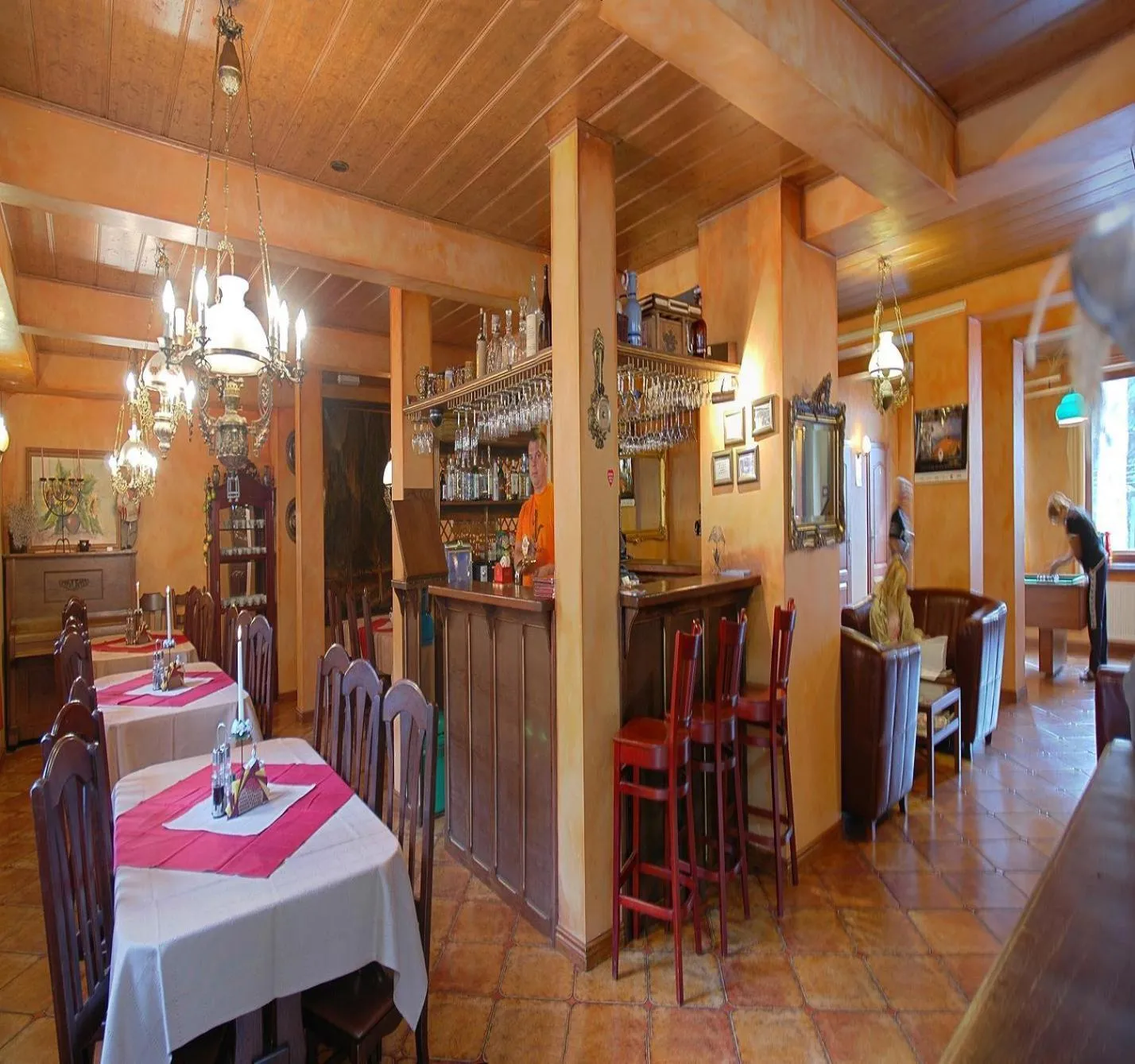 Restaurant/places to eat in Hotel Diament