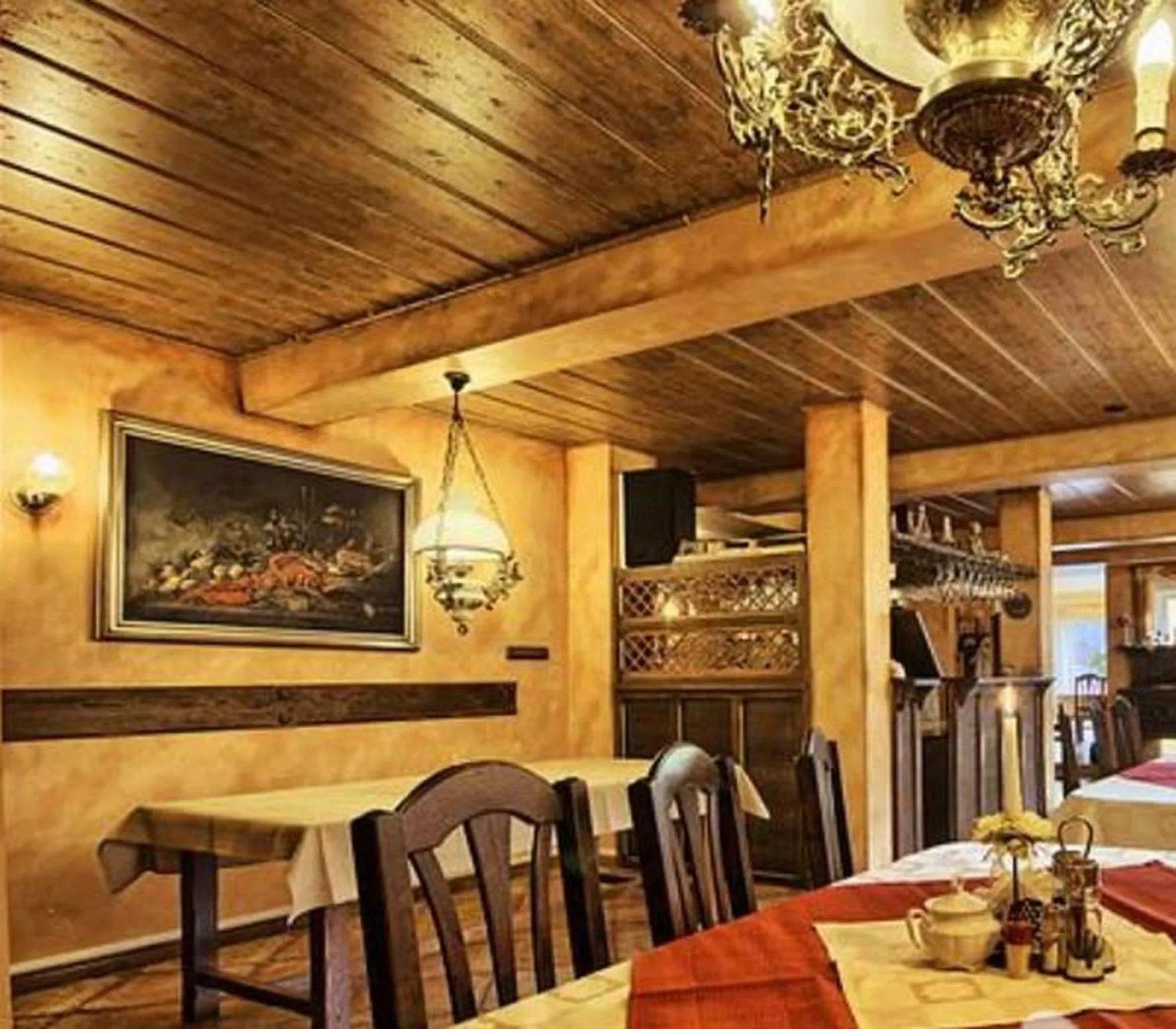 Restaurant/places to eat in Hotel Diament