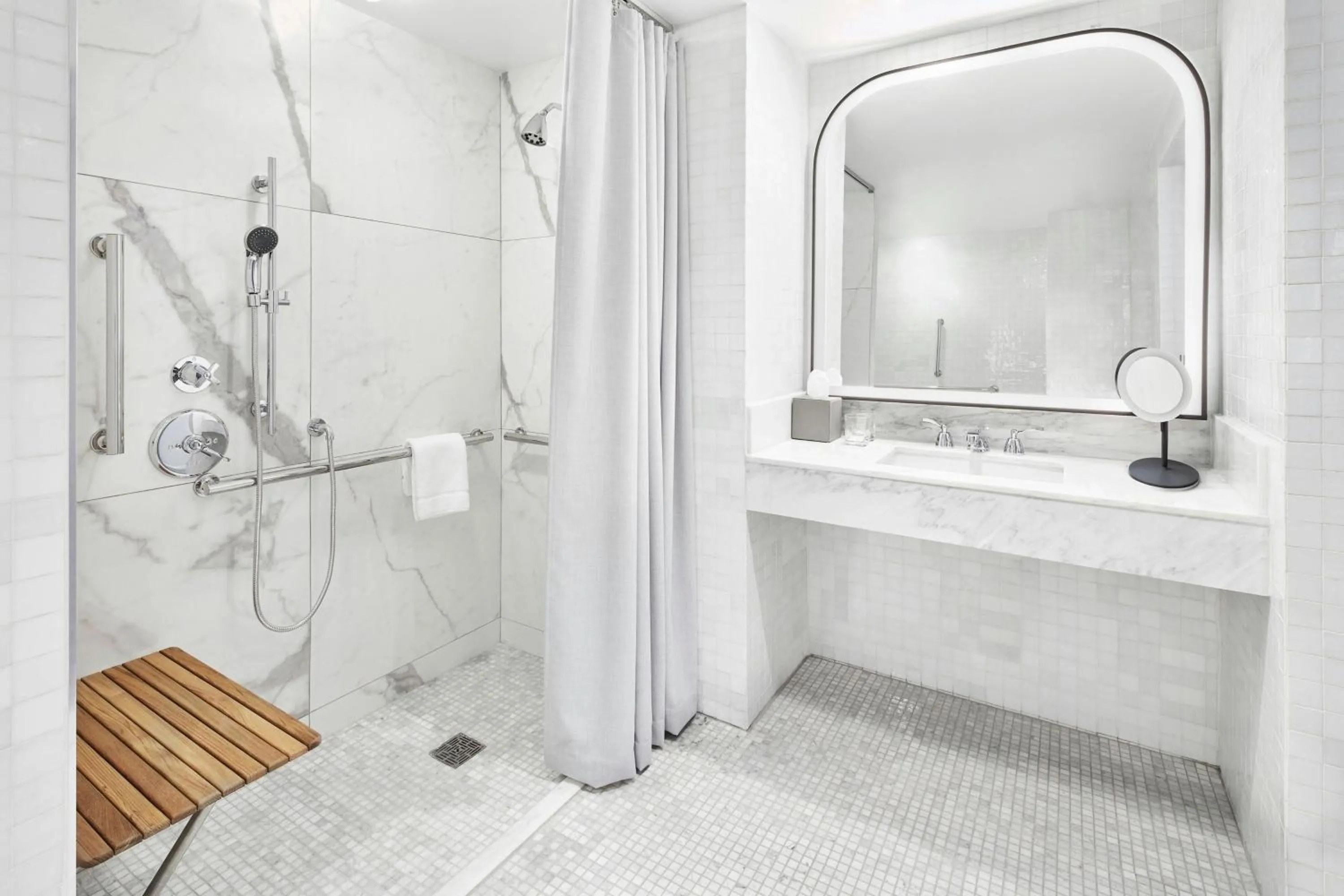 Bathroom in The Luxury Collection Hotel Manhattan Midtown