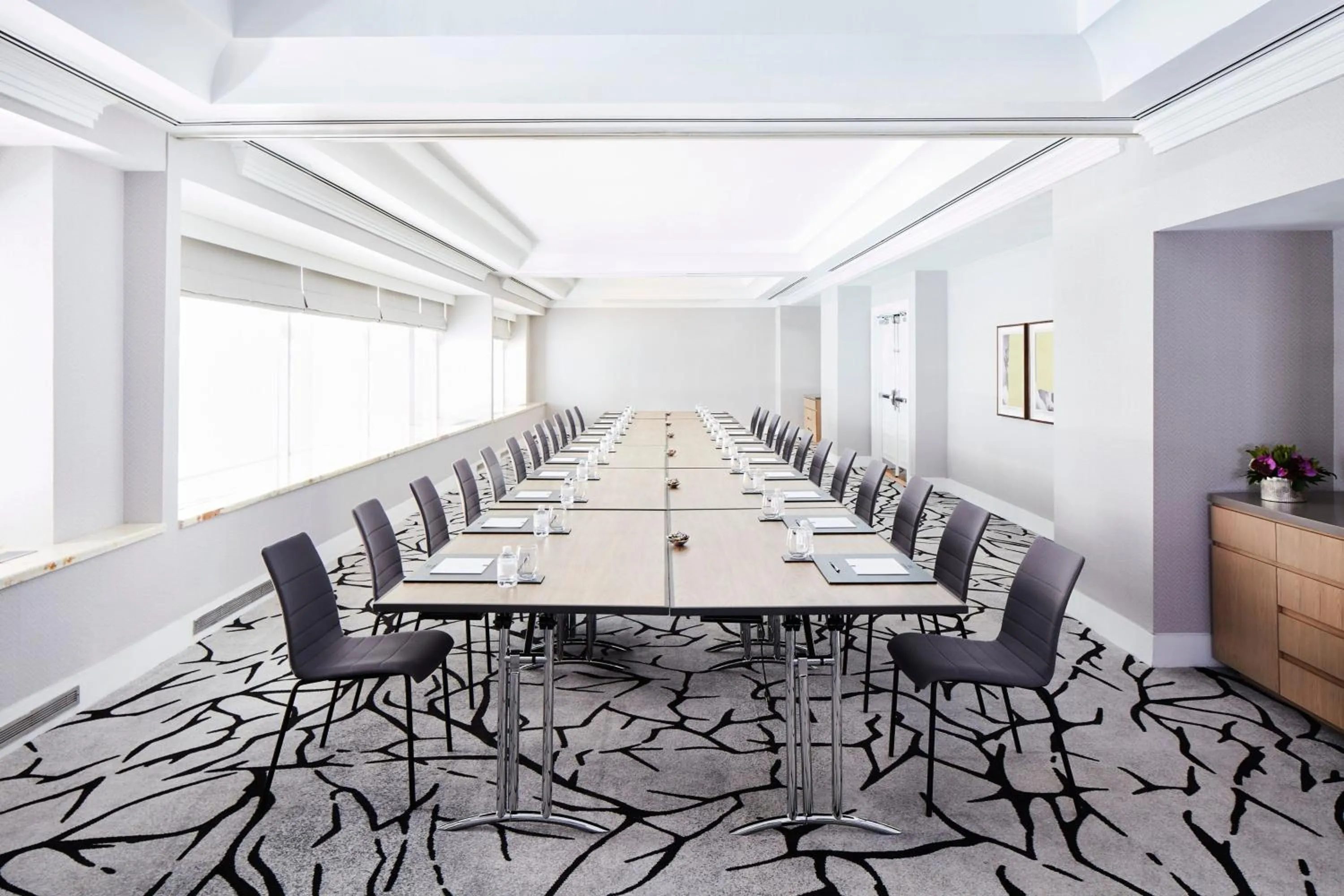 Meeting/conference room in The Luxury Collection Hotel Manhattan Midtown
