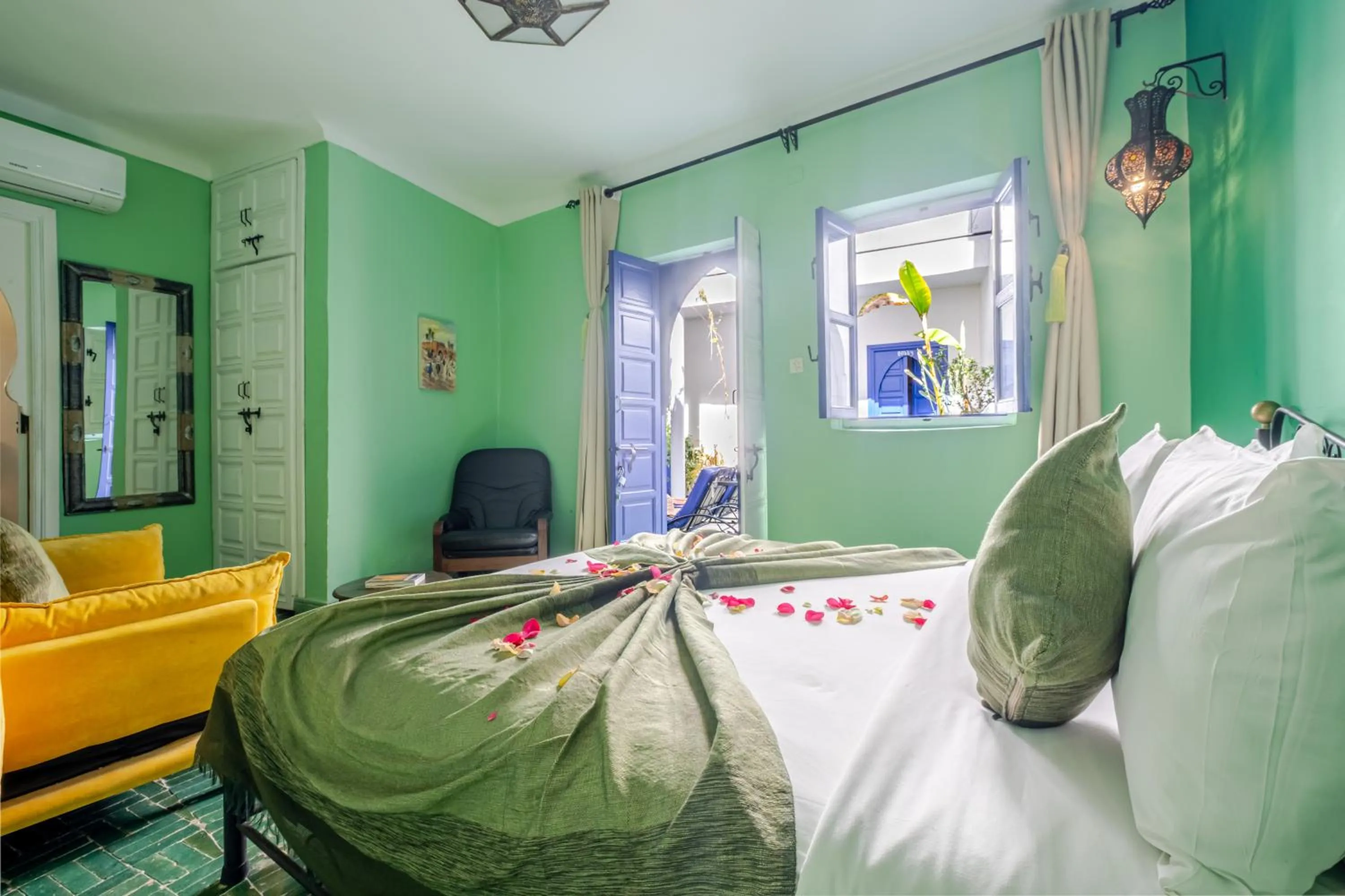 Bed in Riad Bobby Marrakech