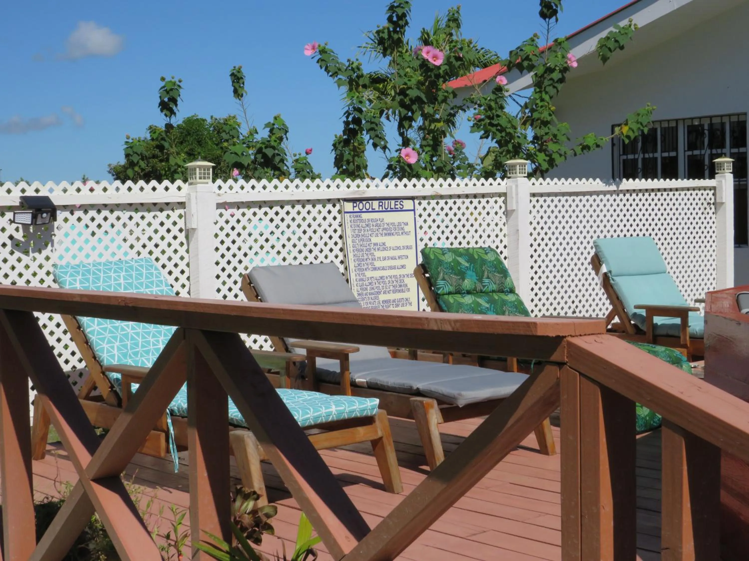 Swimming pool in LAKE VIEW CONDO