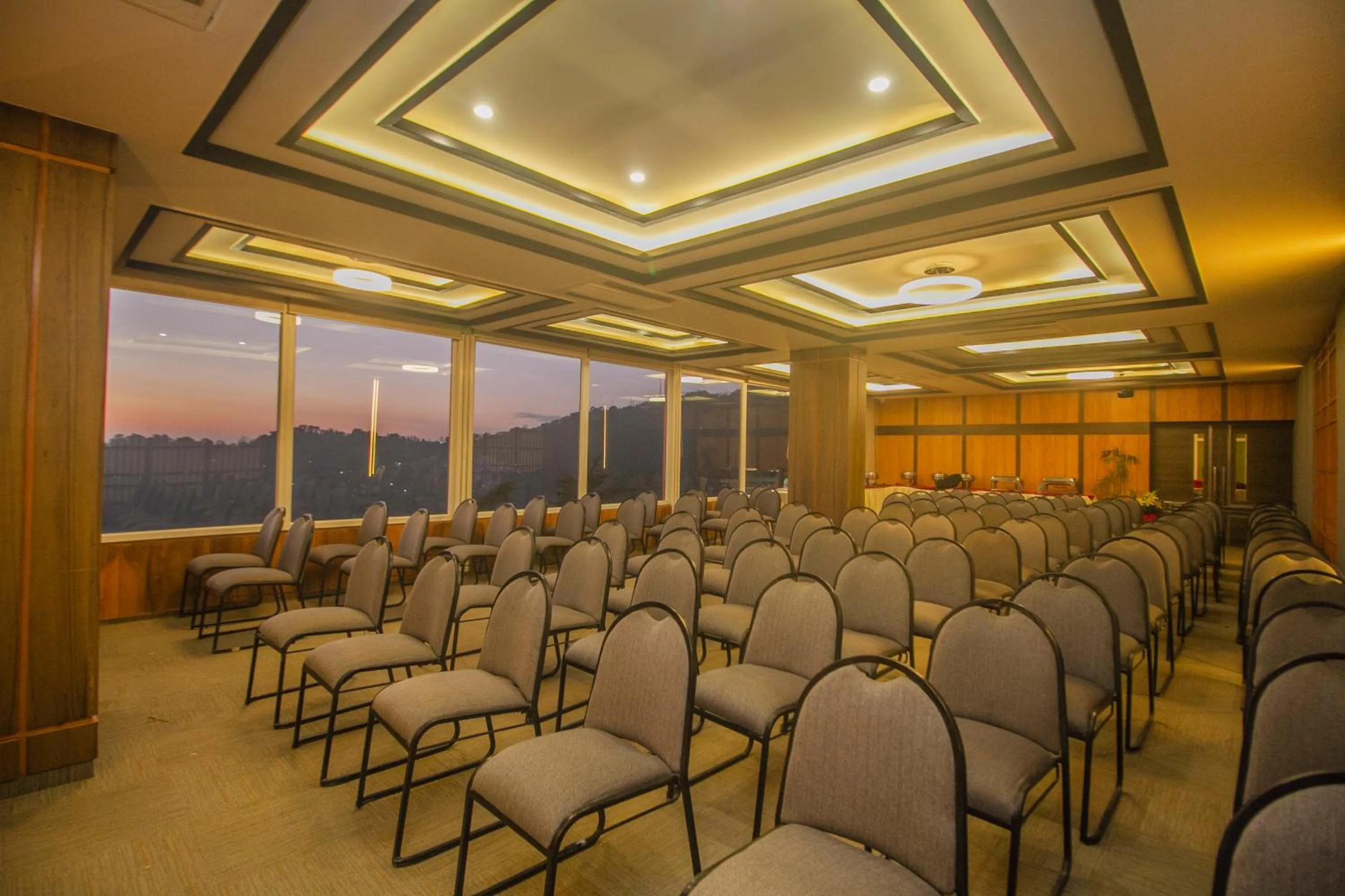 Meeting/conference room in Amritara Surya - A Luxury Spa Retreat