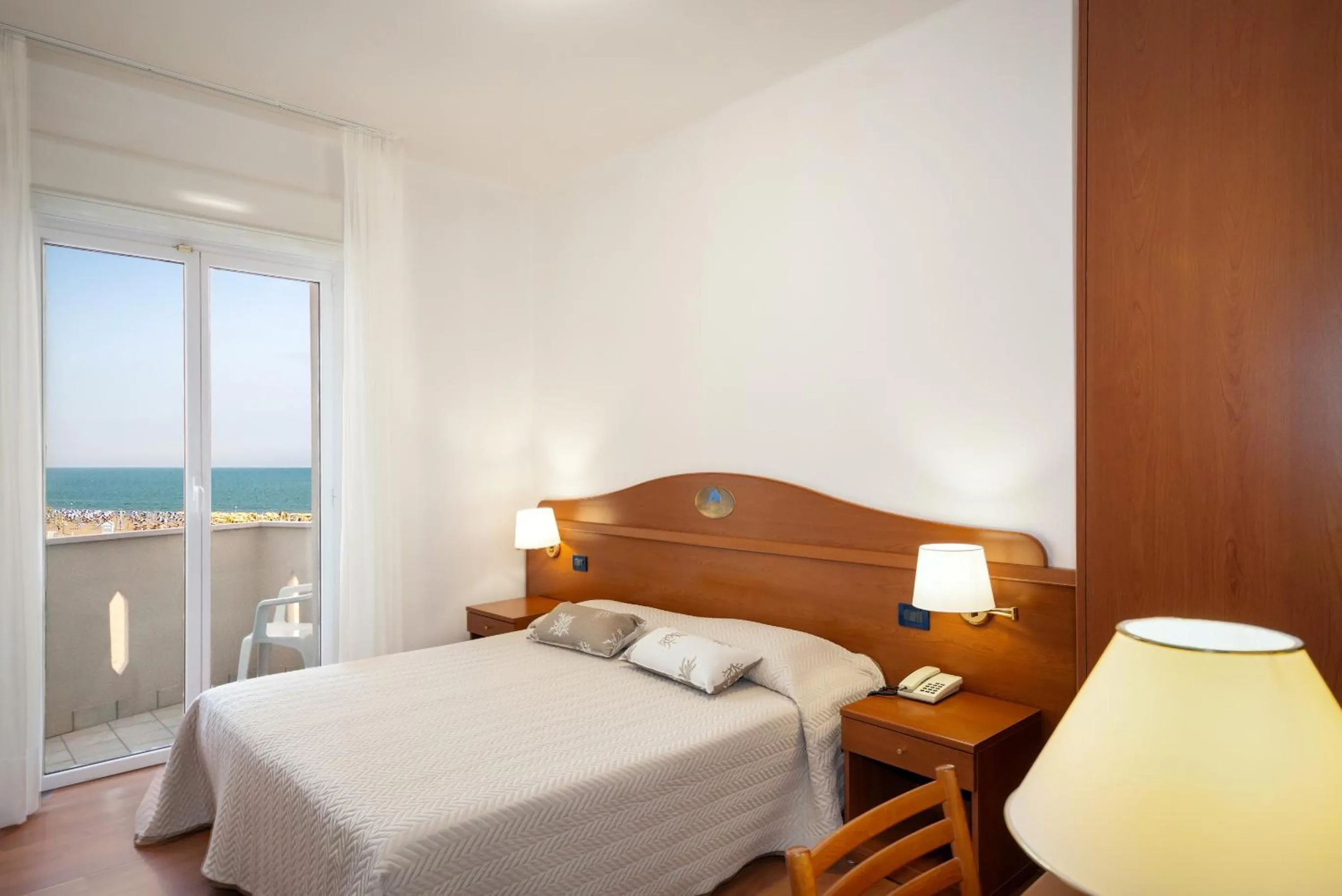 Bedroom, Bed in Hotel Delfino