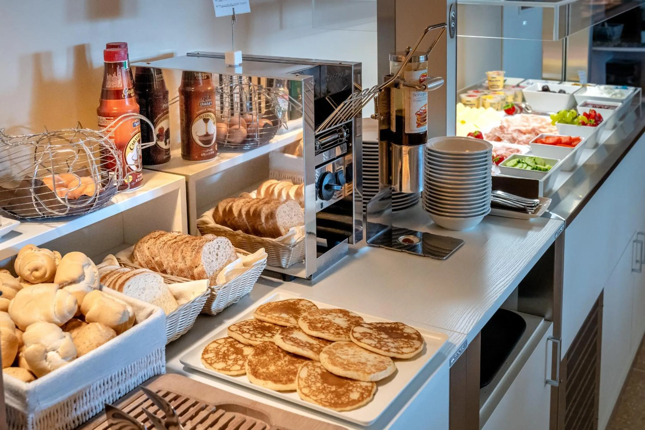 Breakfast in Hotel Delfino