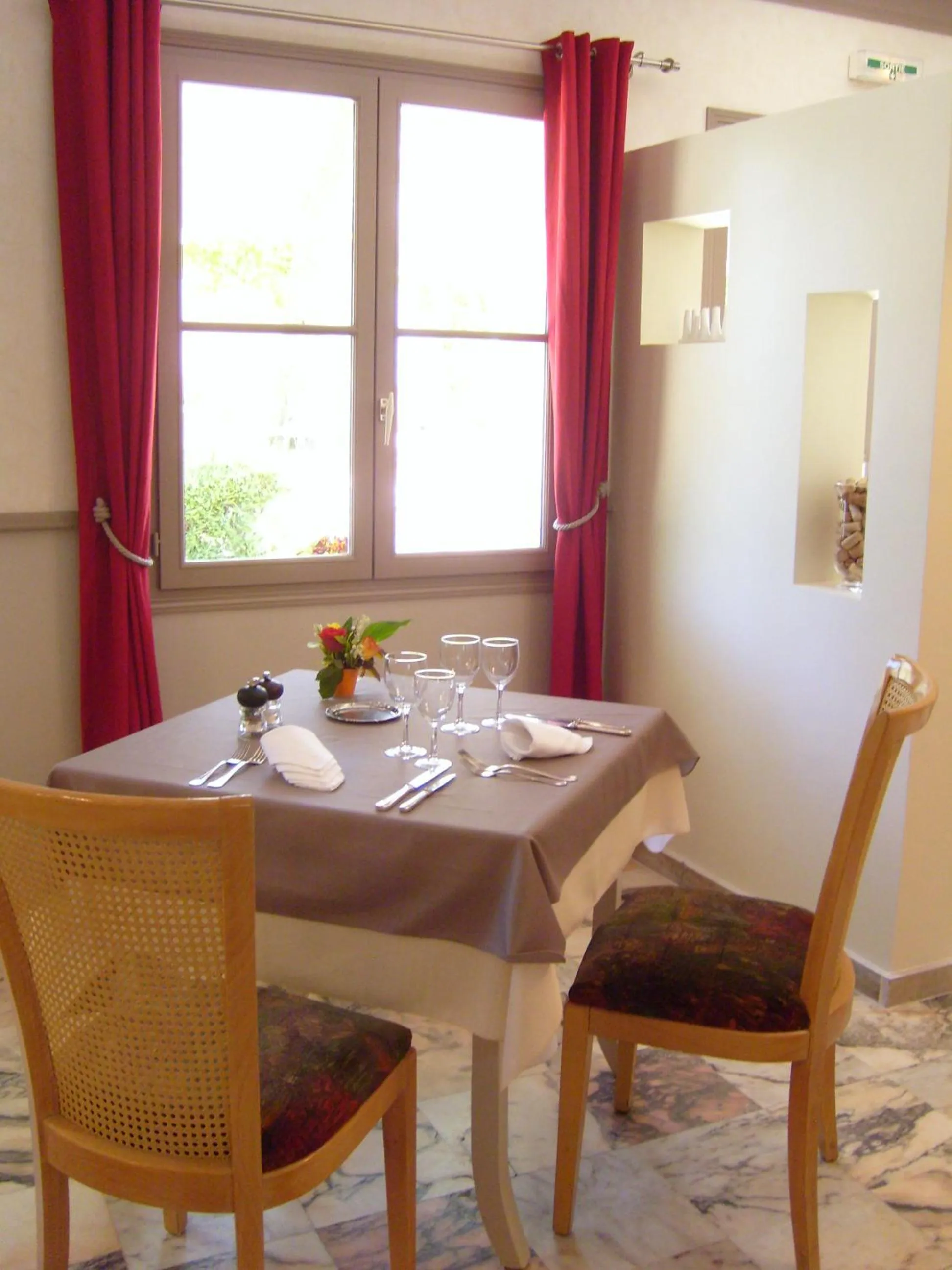 Restaurant/places to eat in Hostellerie le Clos du Cher