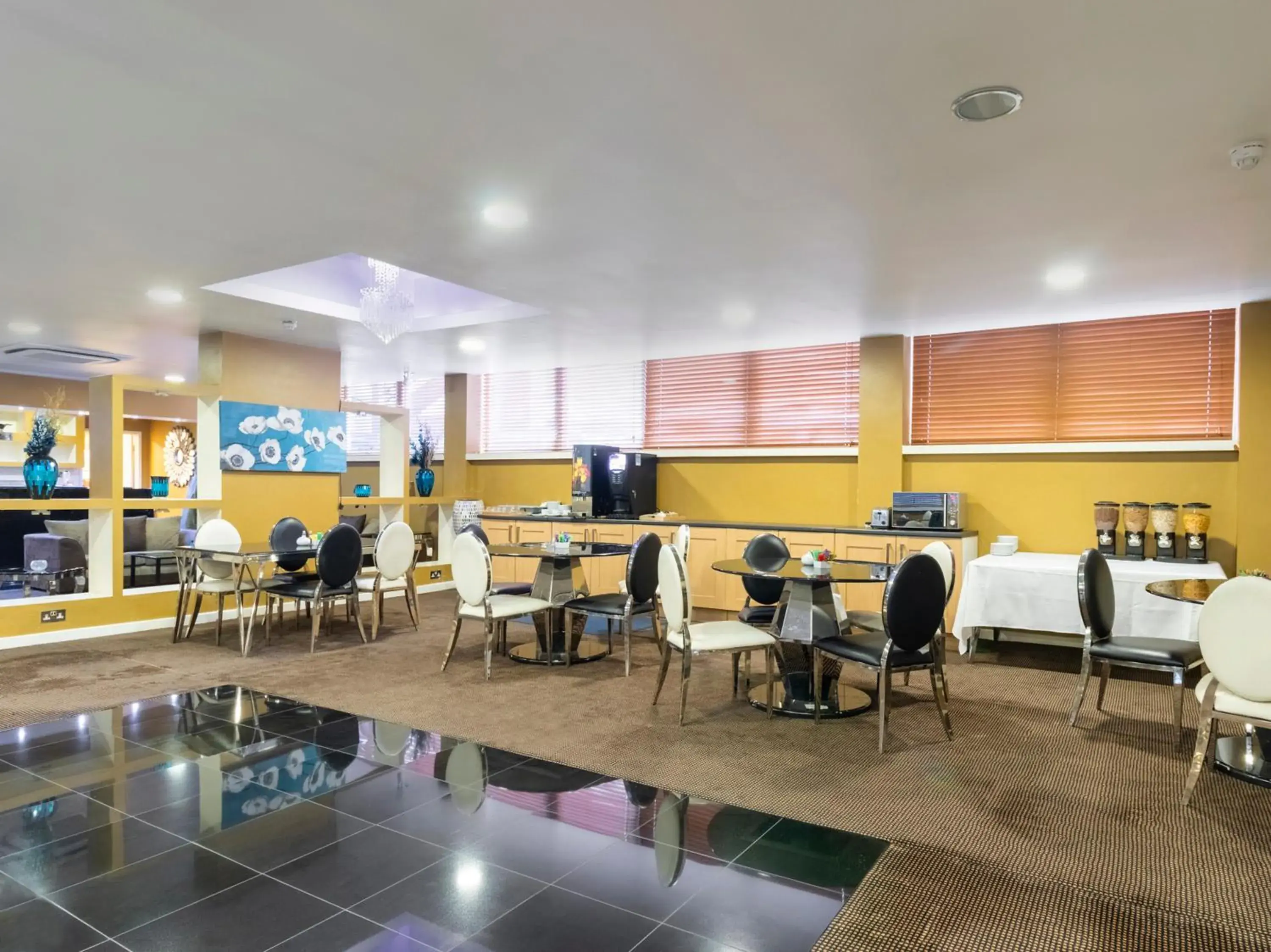 Restaurant/places to eat in Stuart Hotel Restaurant/places to eat in Stuart Hotel