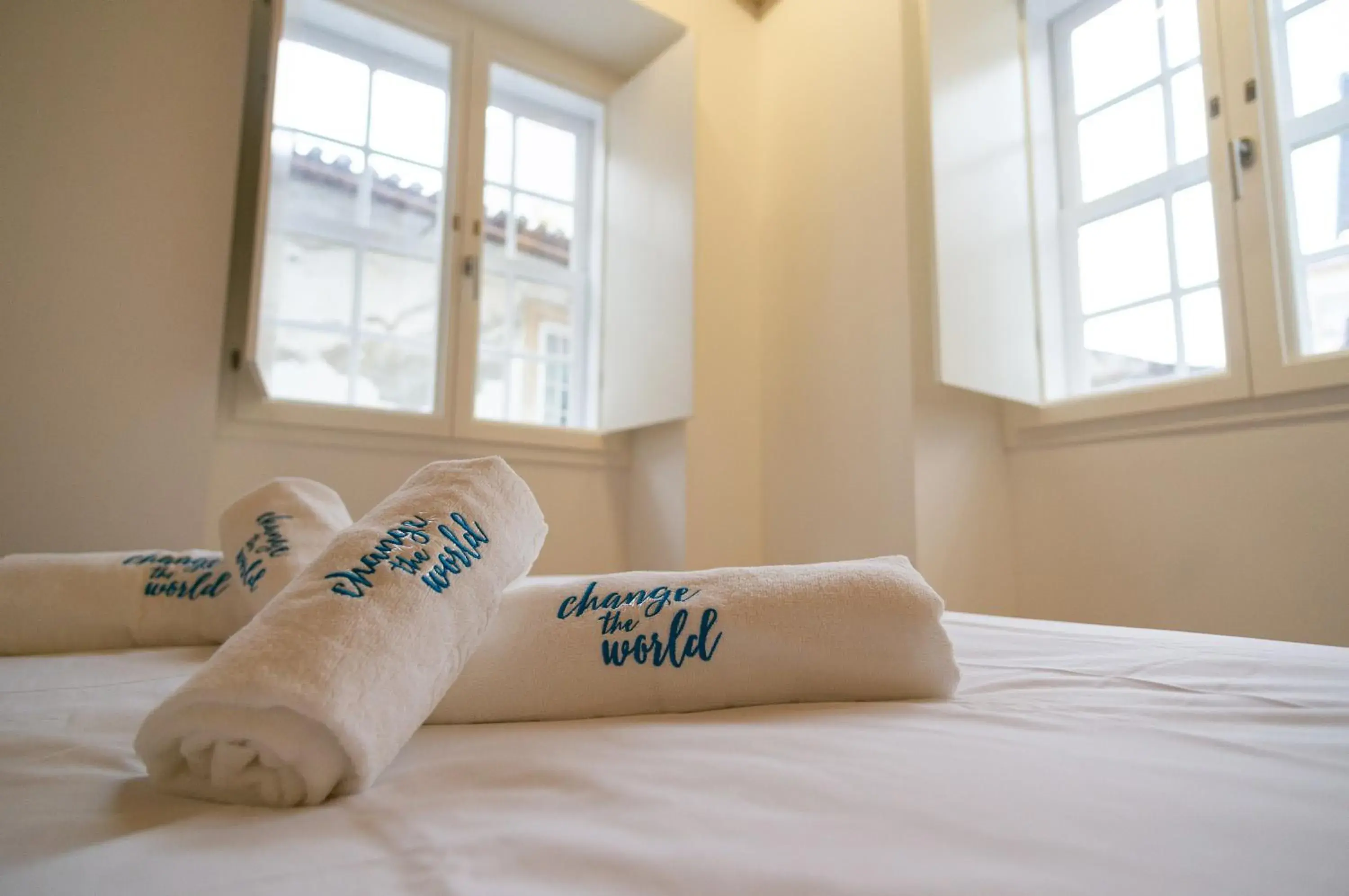 Deluxe Double Room with Private Bathroom in Change The World Hostels - Coimbra - Almedina Deluxe Double Room with Private Bathroom in Change The World Hostels - Coimbra - Almedina