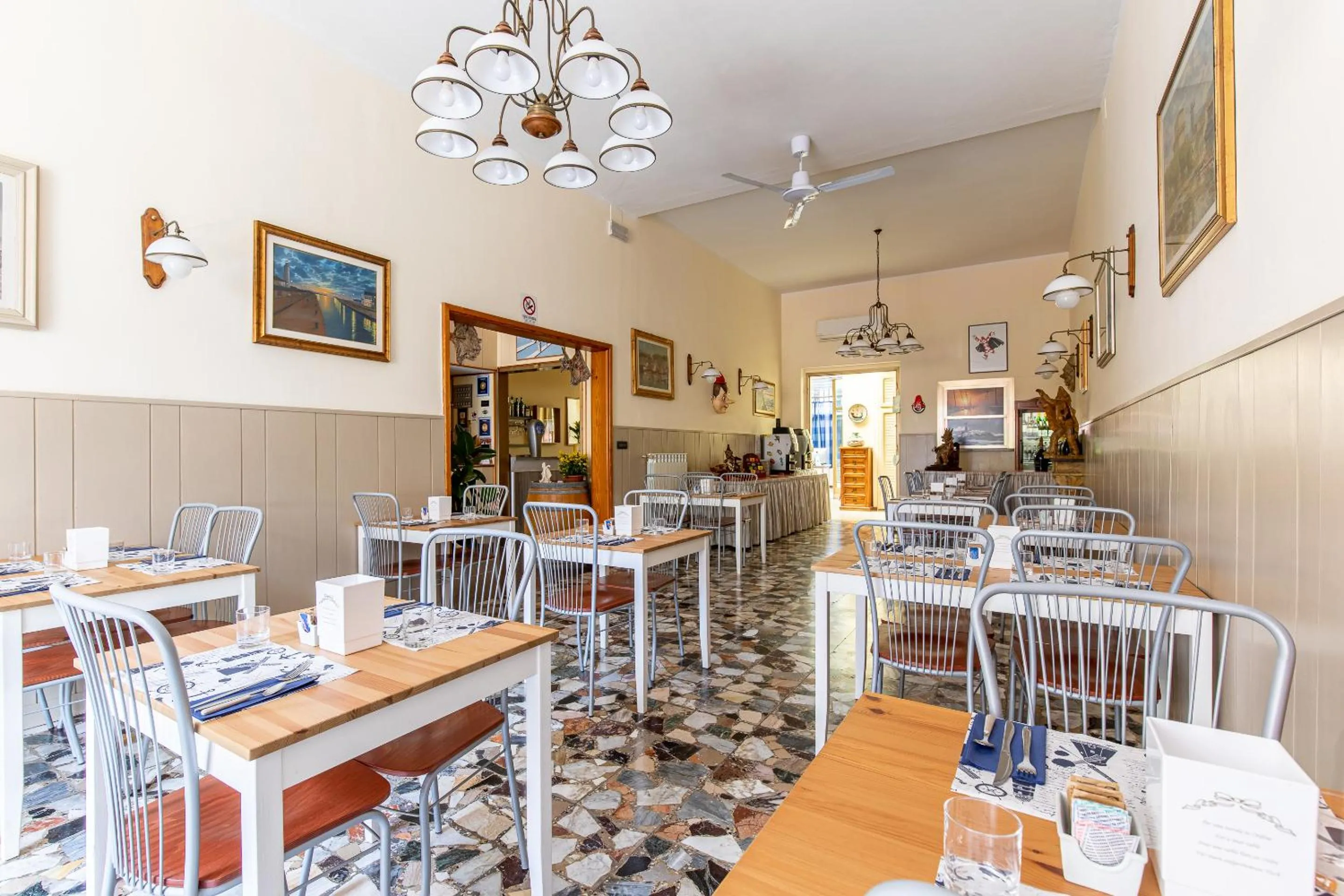 Lounge or bar in Hotel Paolina