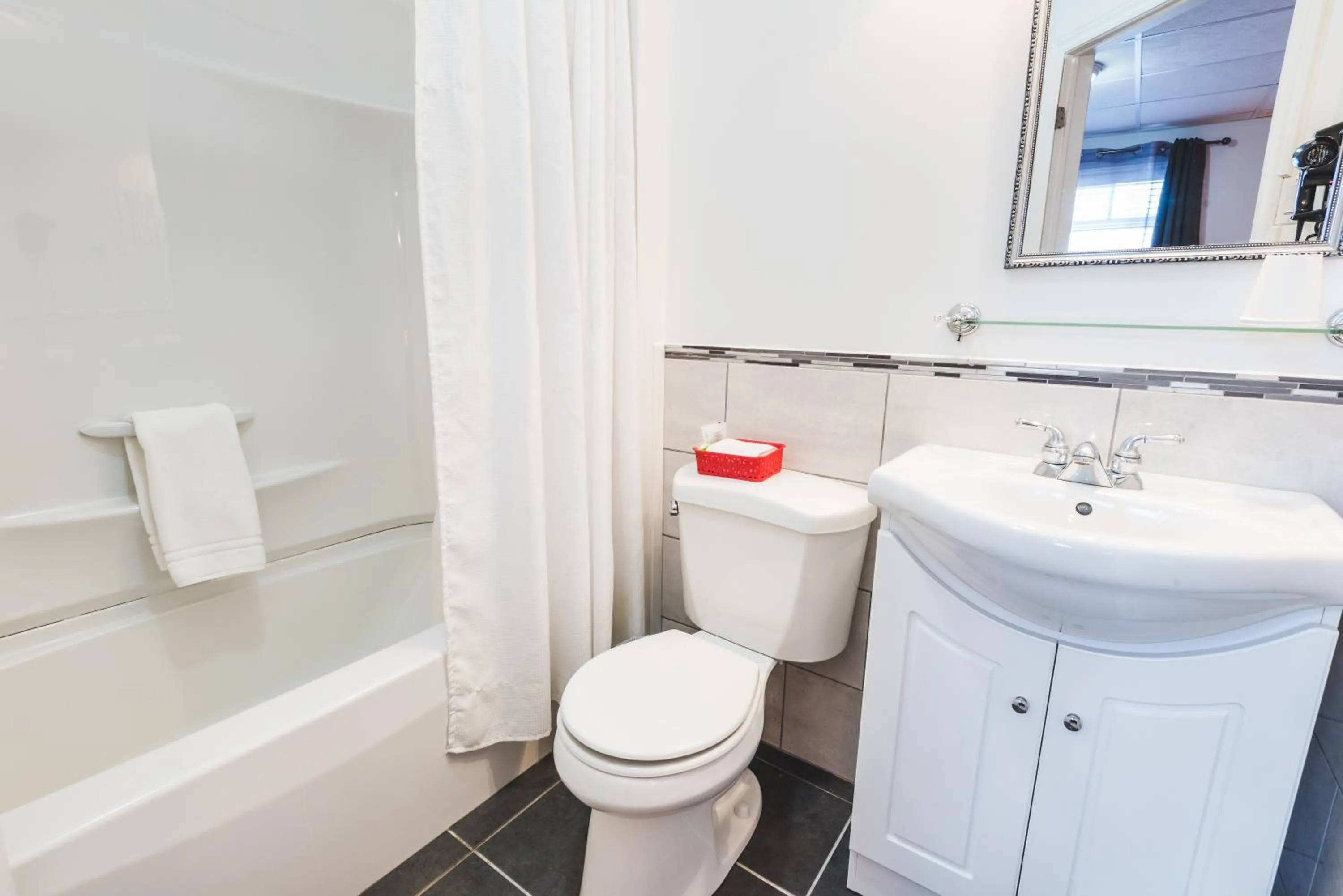 Toilet in Hotel Le Plaza