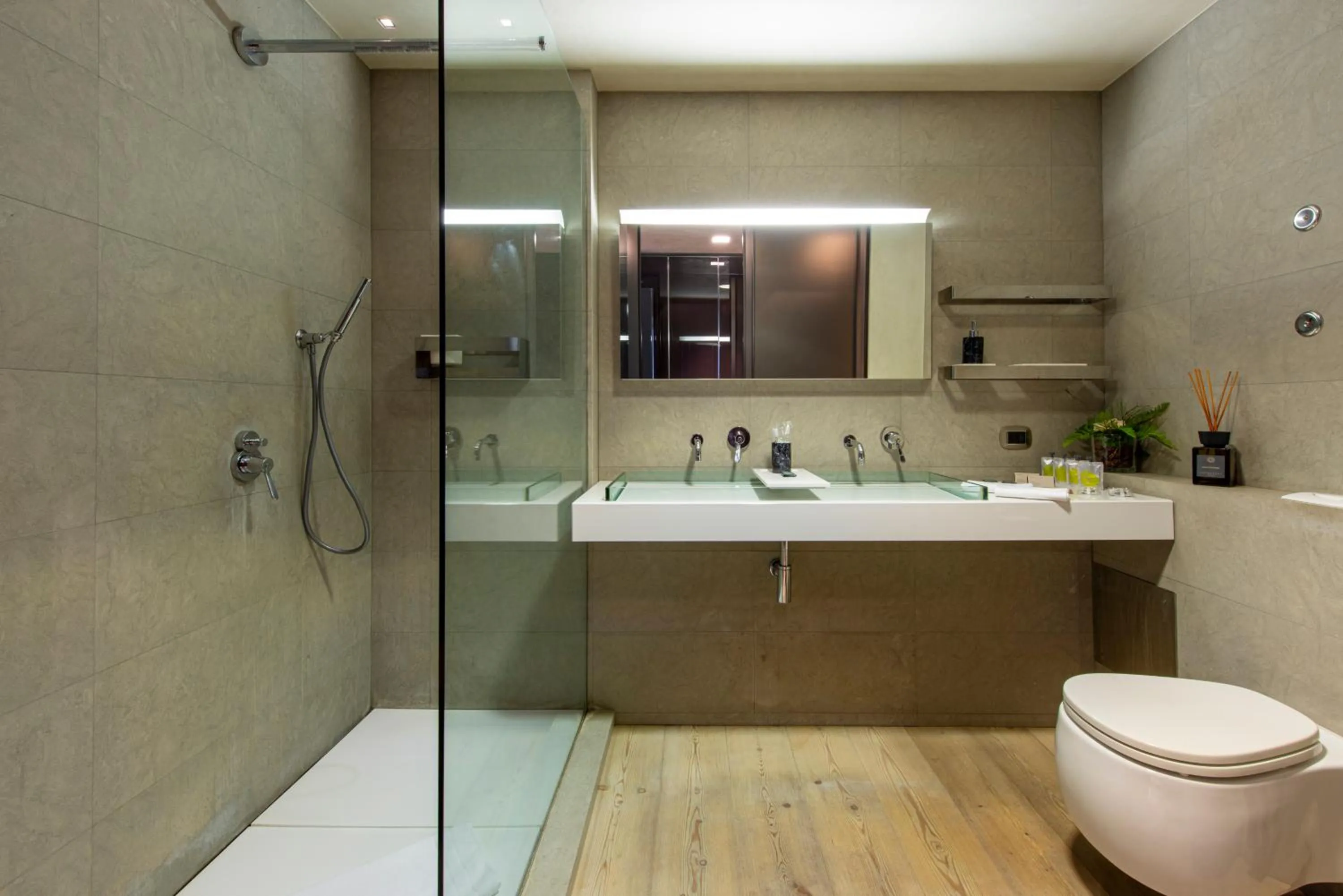 Bathroom in Milan Royal Suites - Centro