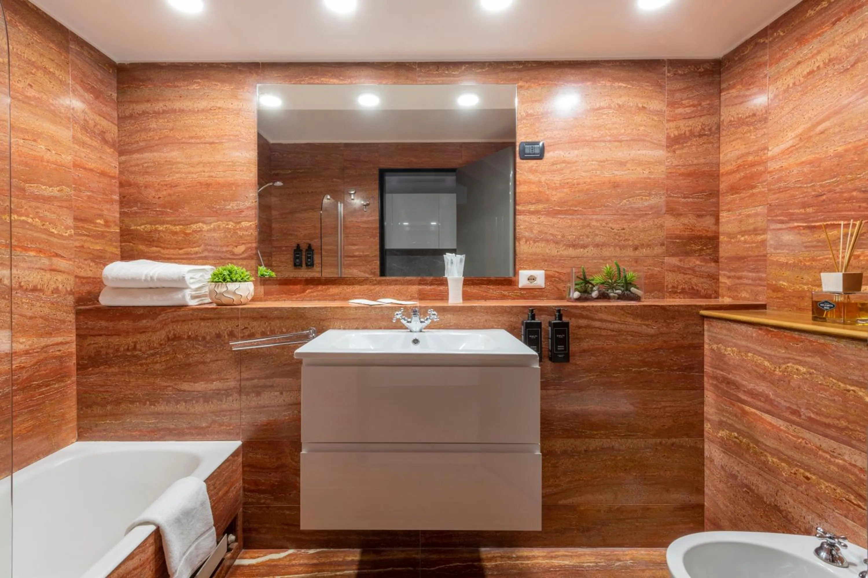 Milan Royal Suites - Centro