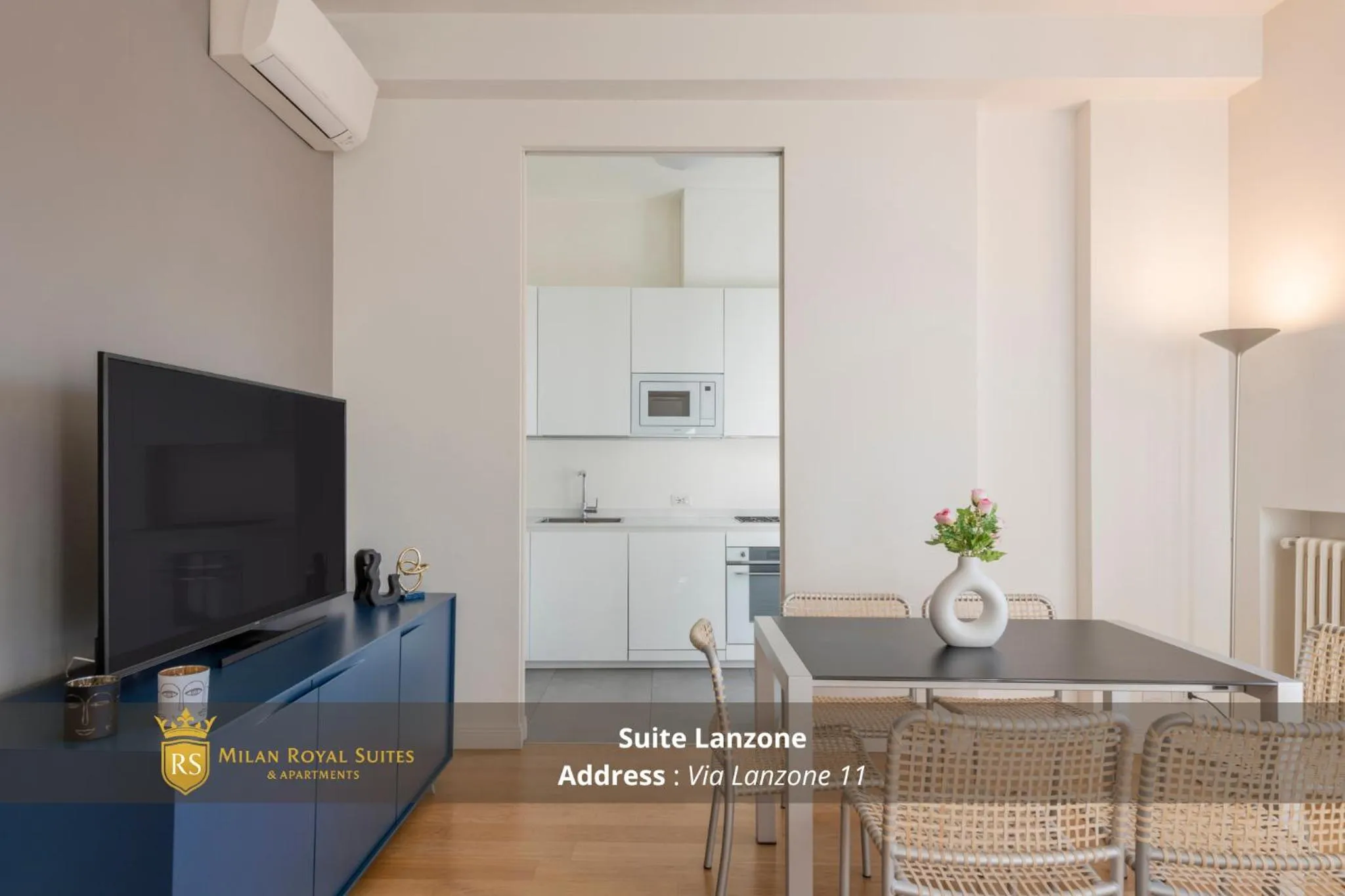 Dining area in Milan Royal Suites - Centro