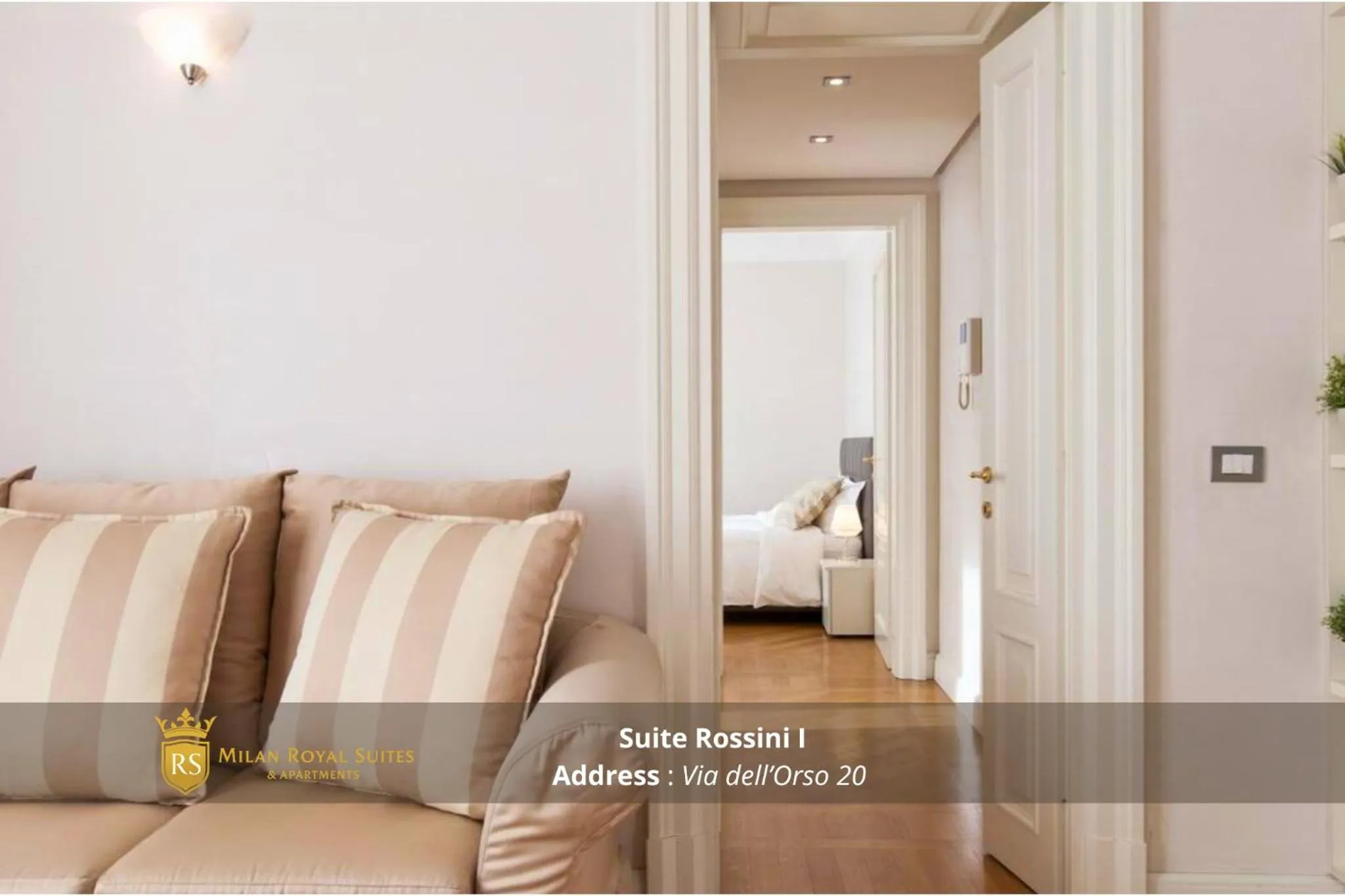 Communal lounge/ TV room in Milan Royal Suites - Centro