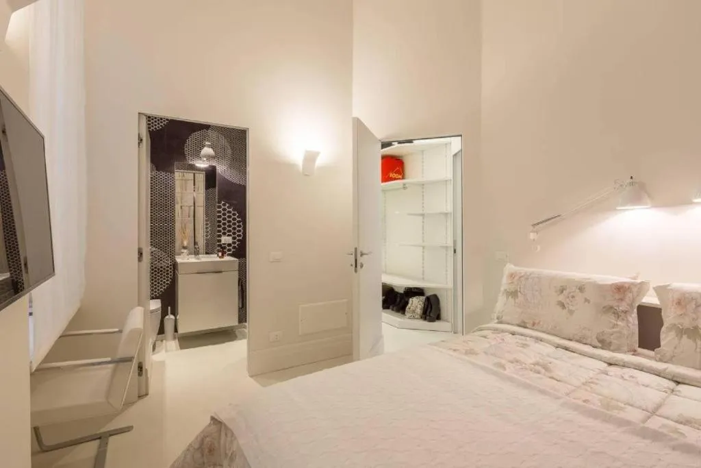 Bed in Milan Royal Suites - Centro