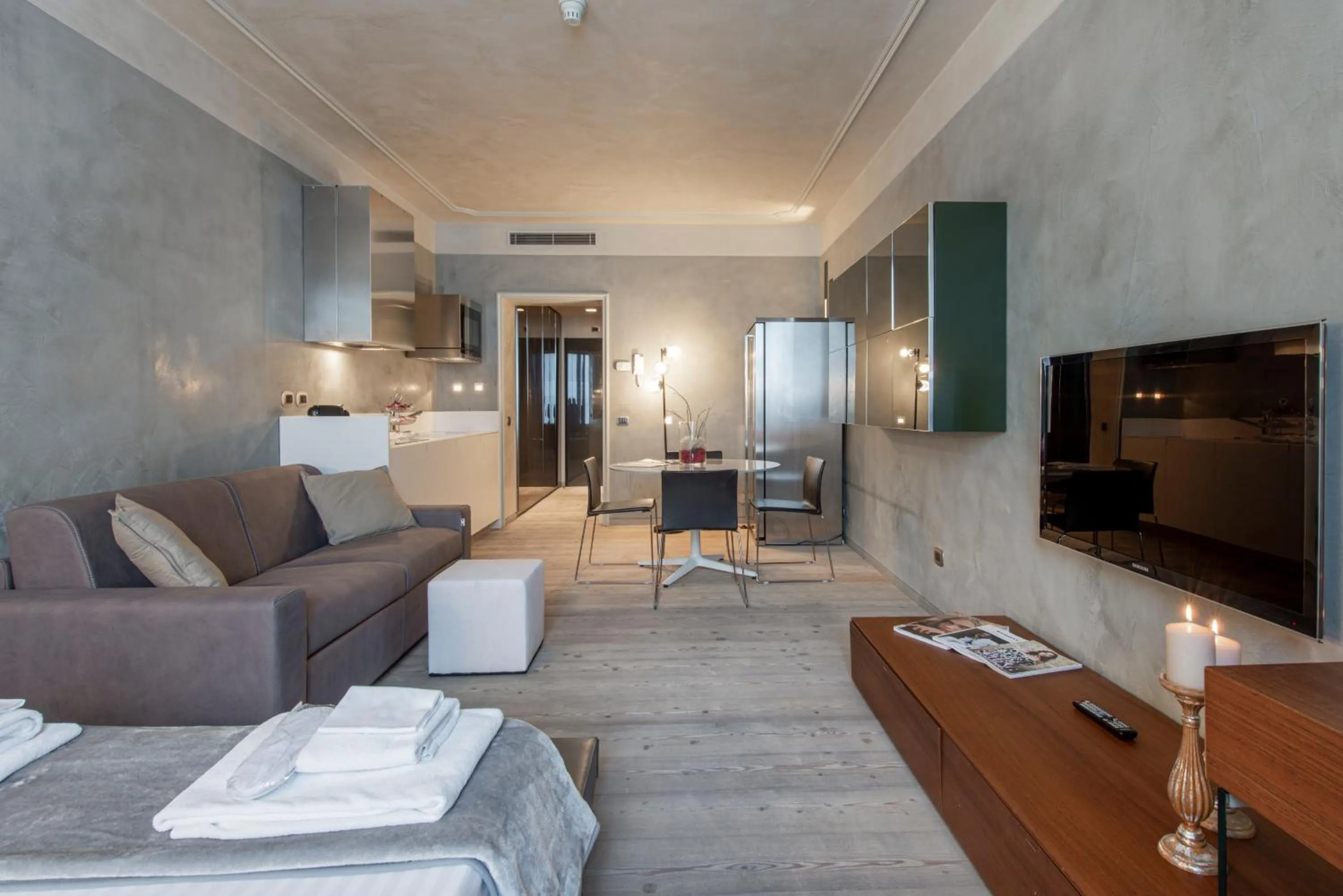Living room in Milan Royal Suites - Centro