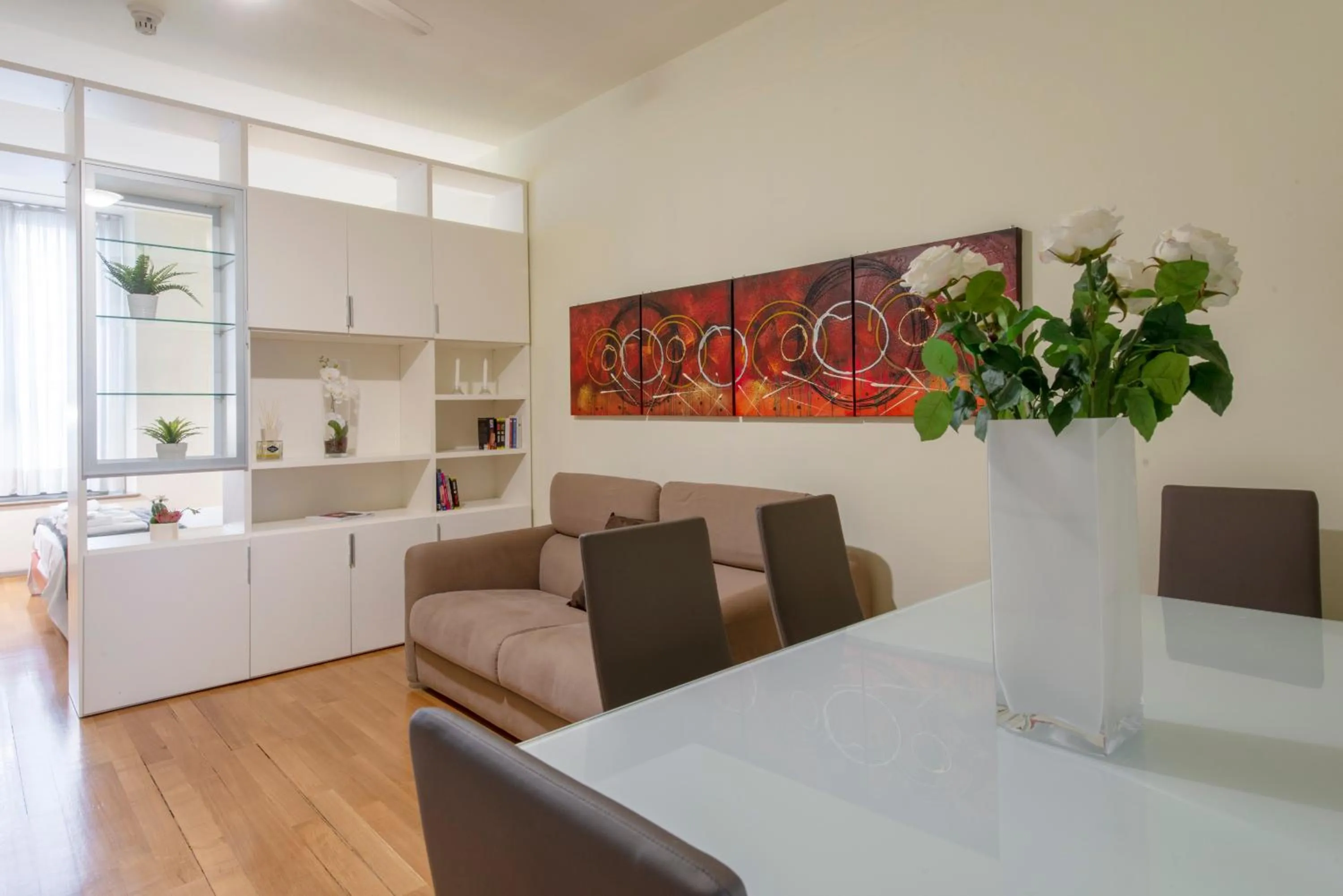 Milan Royal Suites - Centro