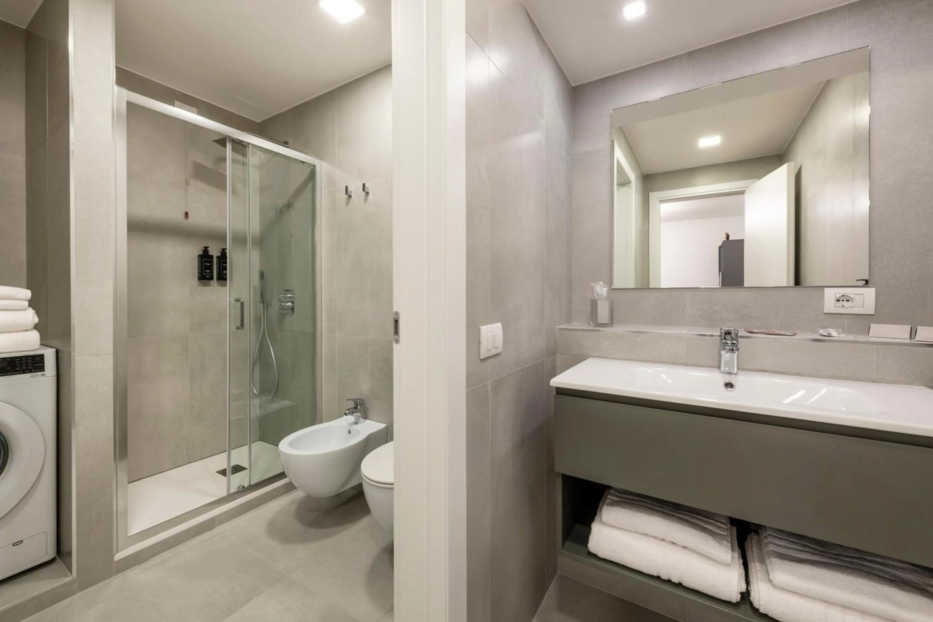 Milan Royal Suites - Centro