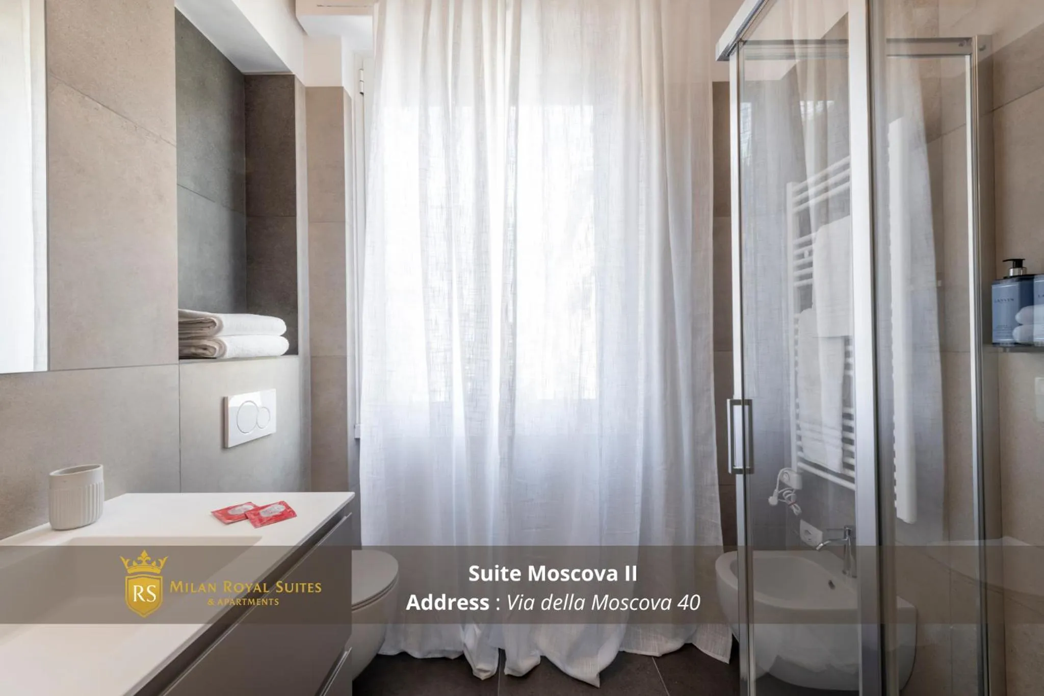 Shower in Milan Royal Suites - Centro