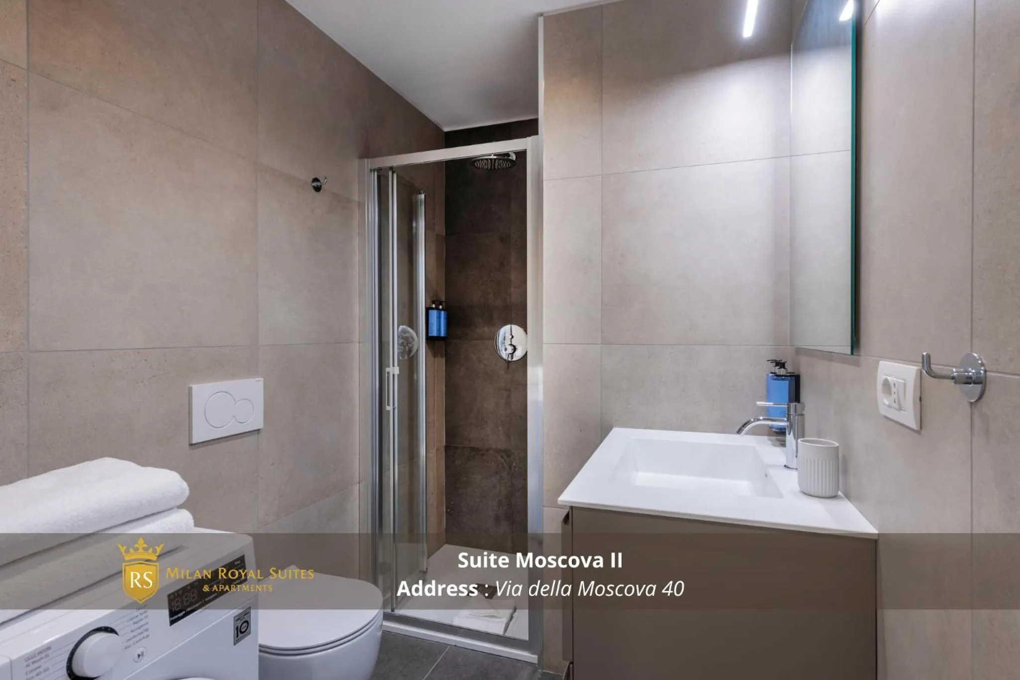 Shower in Milan Royal Suites - Centro