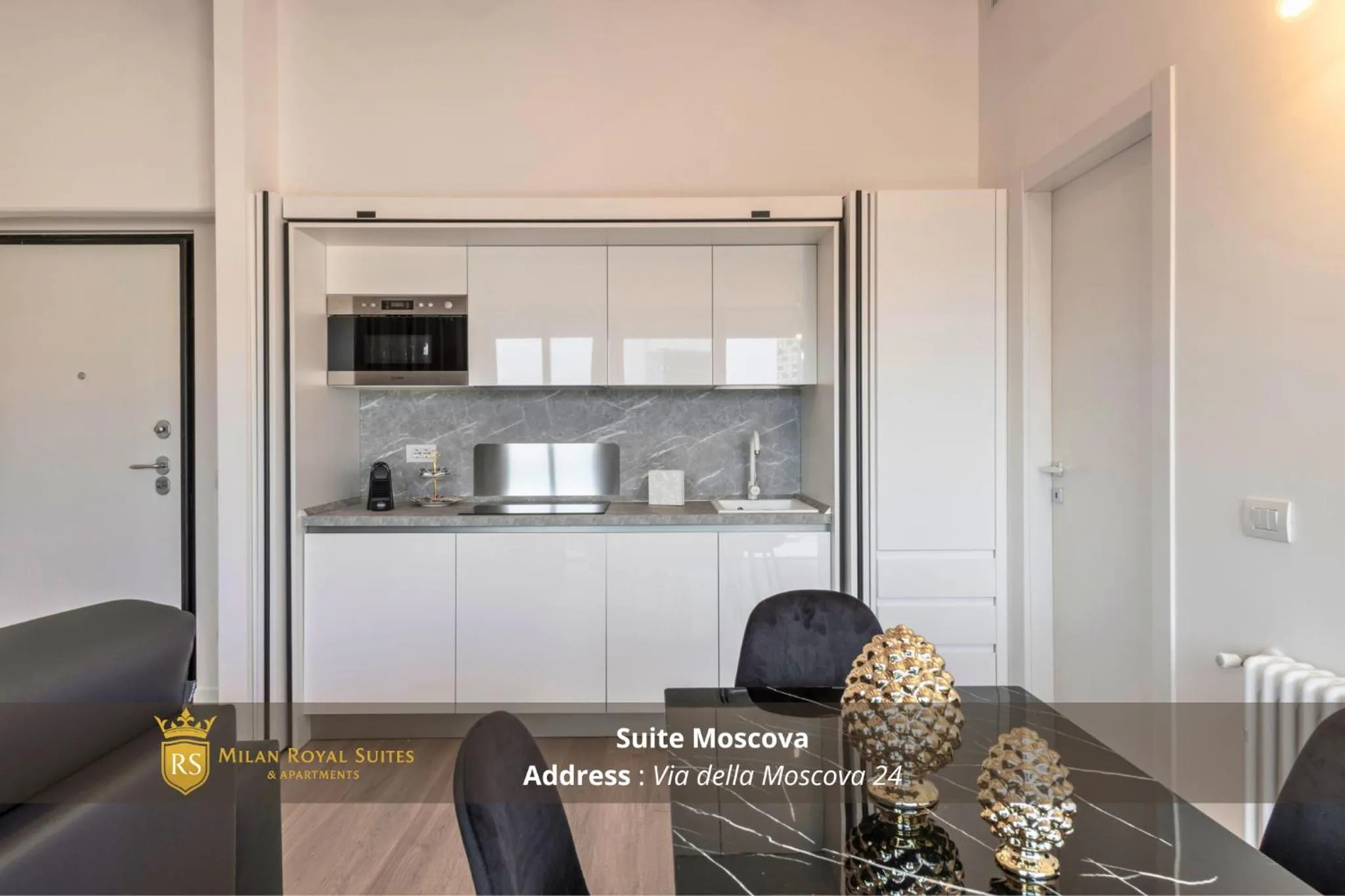Kitchen or kitchenette in Milan Royal Suites - Centro