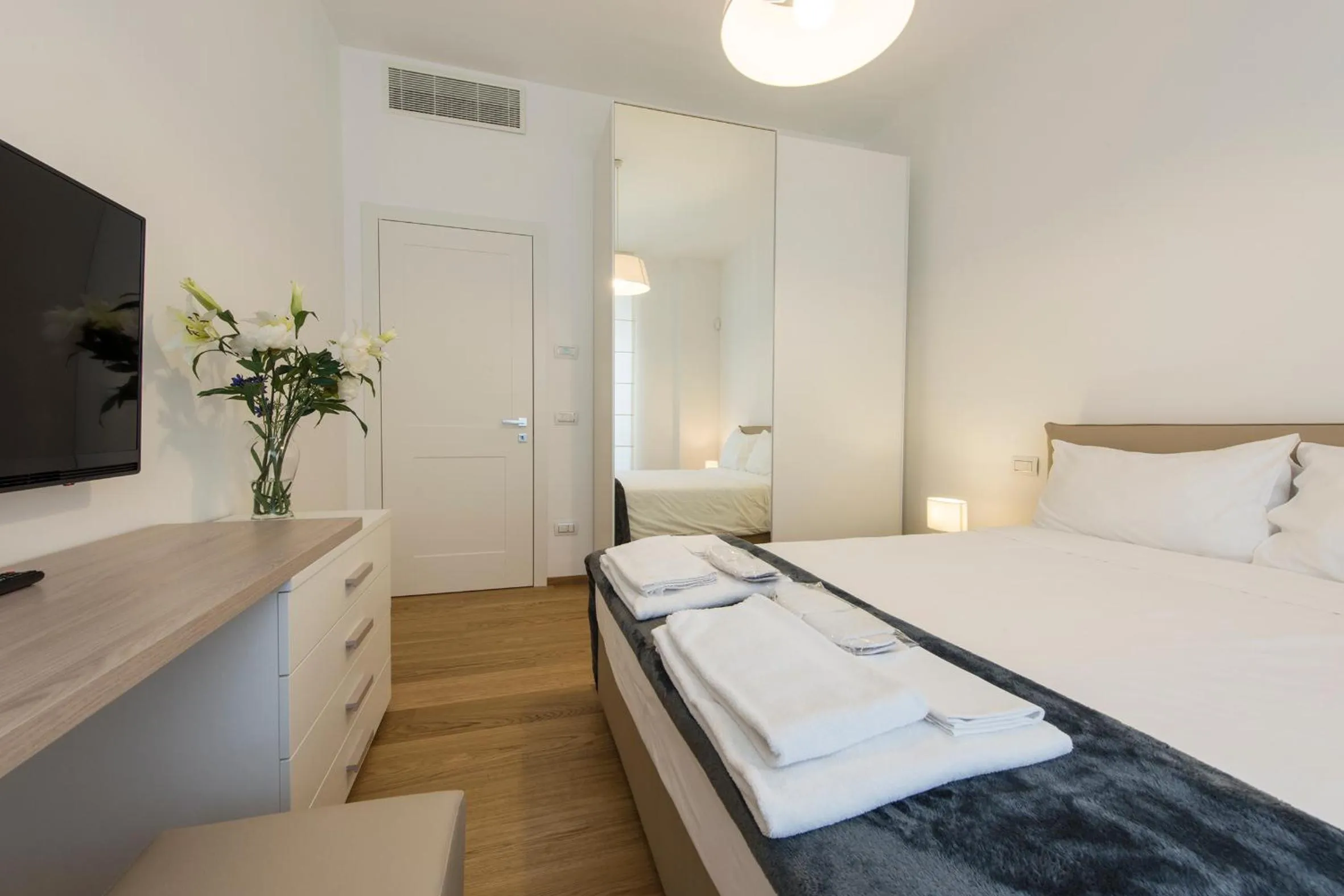 Bed in Milan Royal Suites - Centro