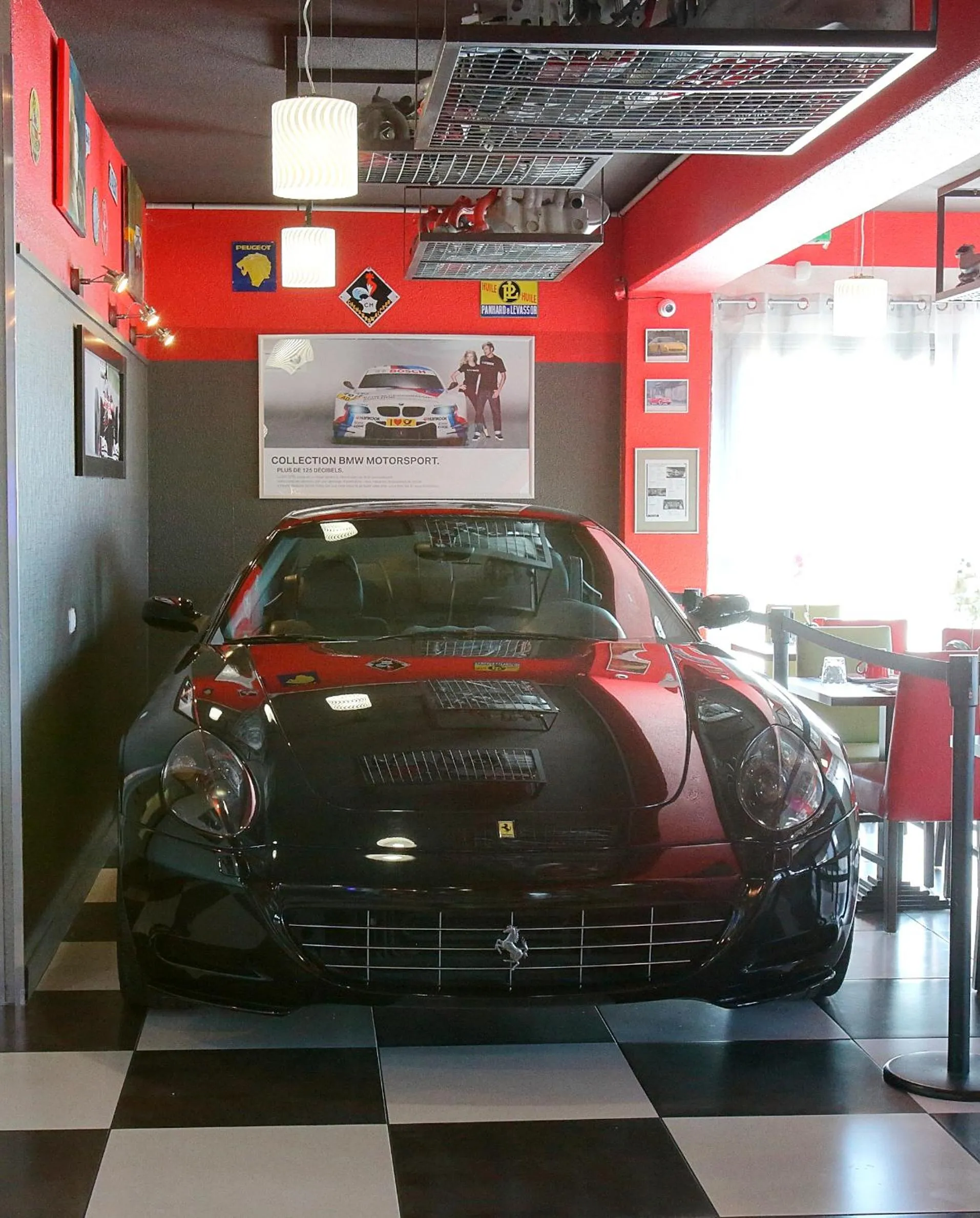 Decorative detail in Enzo Hotels Cannes-Écluse by Kyriad Direct