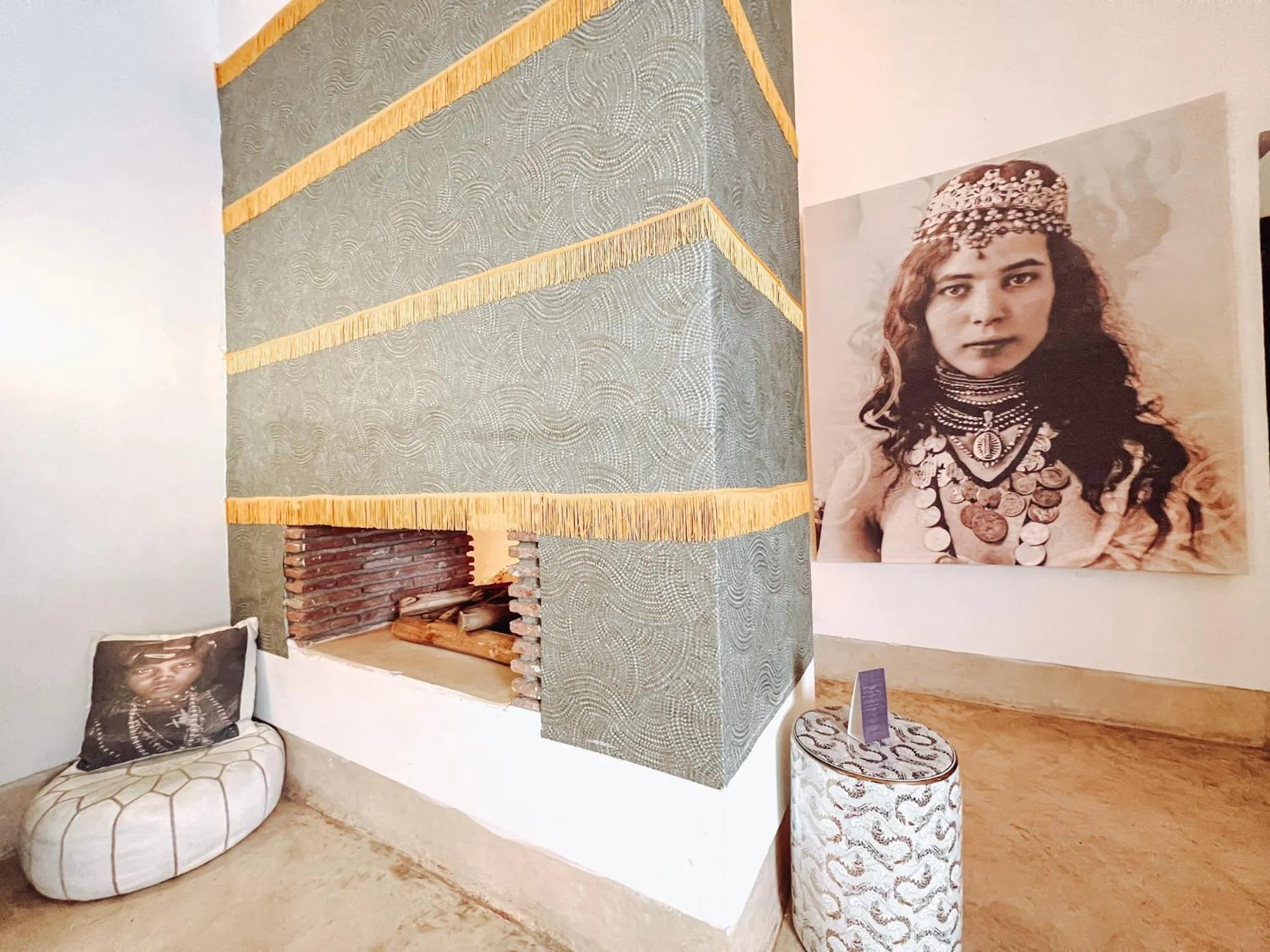 Photo of the whole room in DAR AURORA