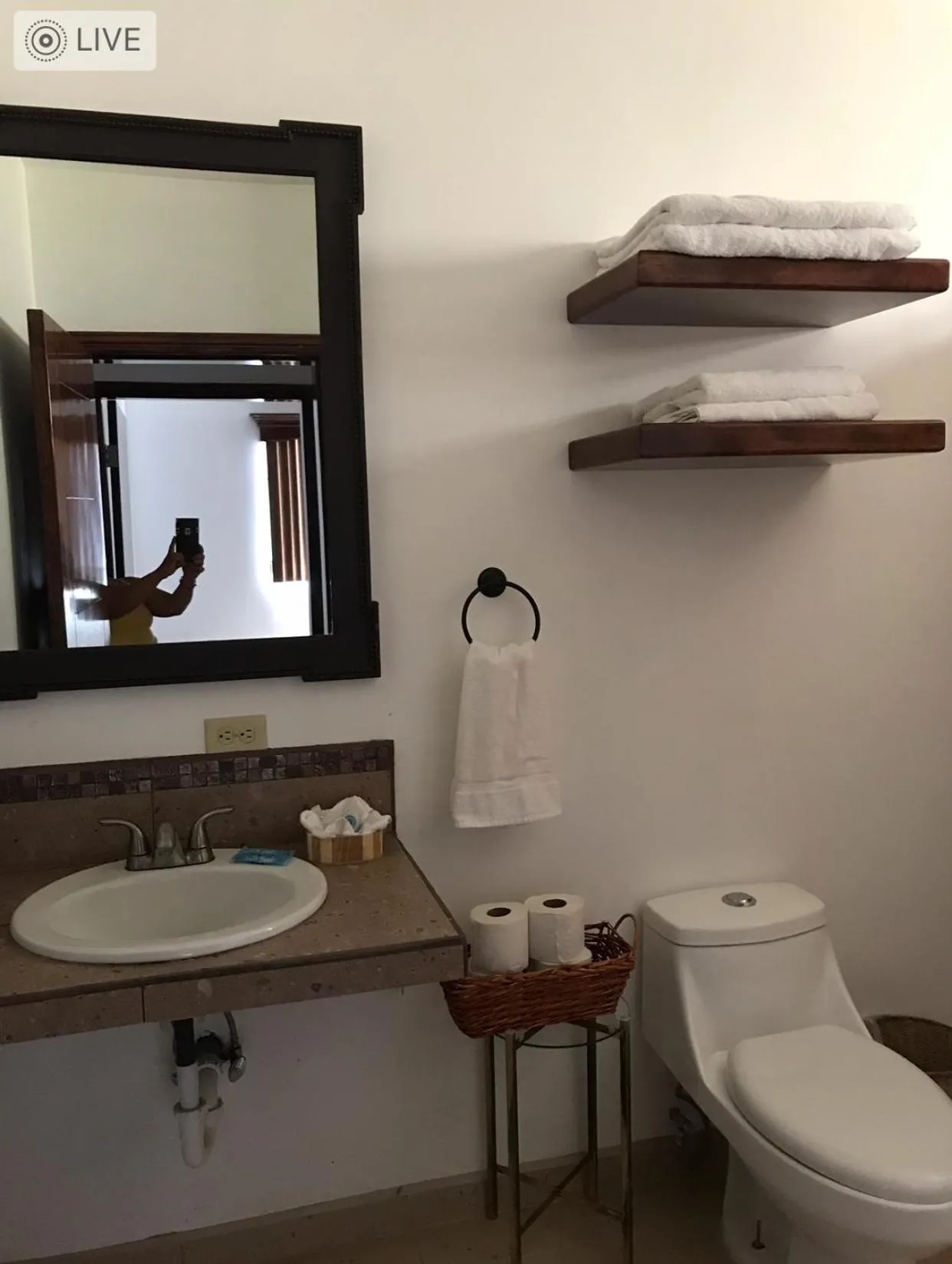 Shower in Finca Chavez