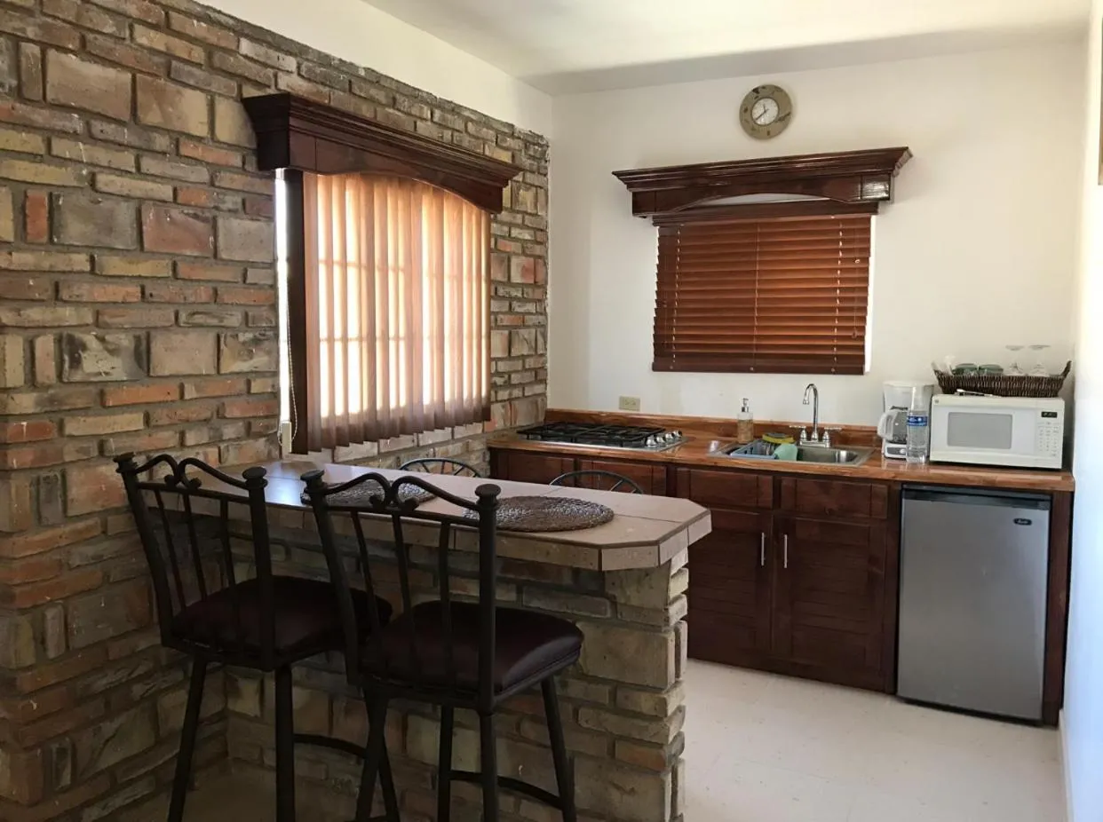 Kitchen or kitchenette in Finca Chavez