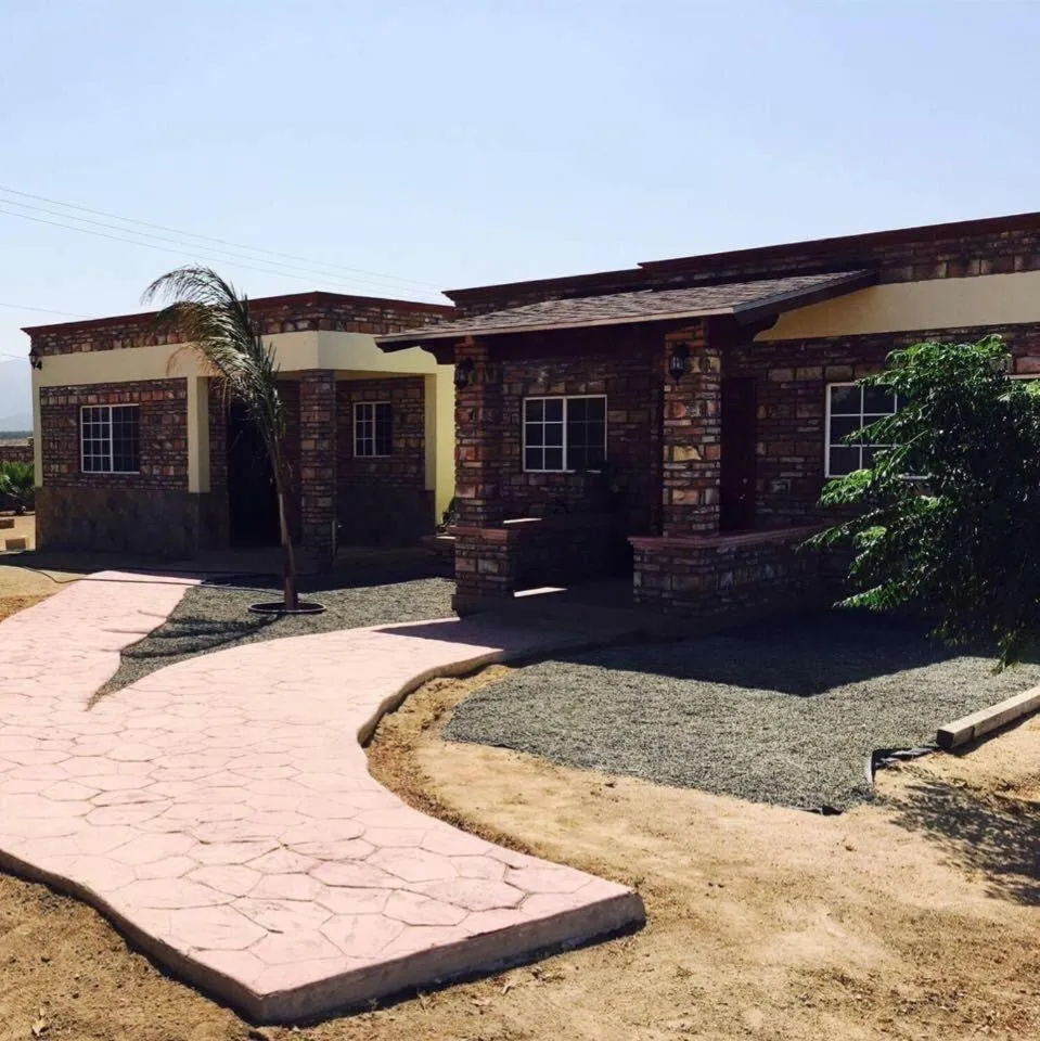 Facade/entrance in Finca Chavez