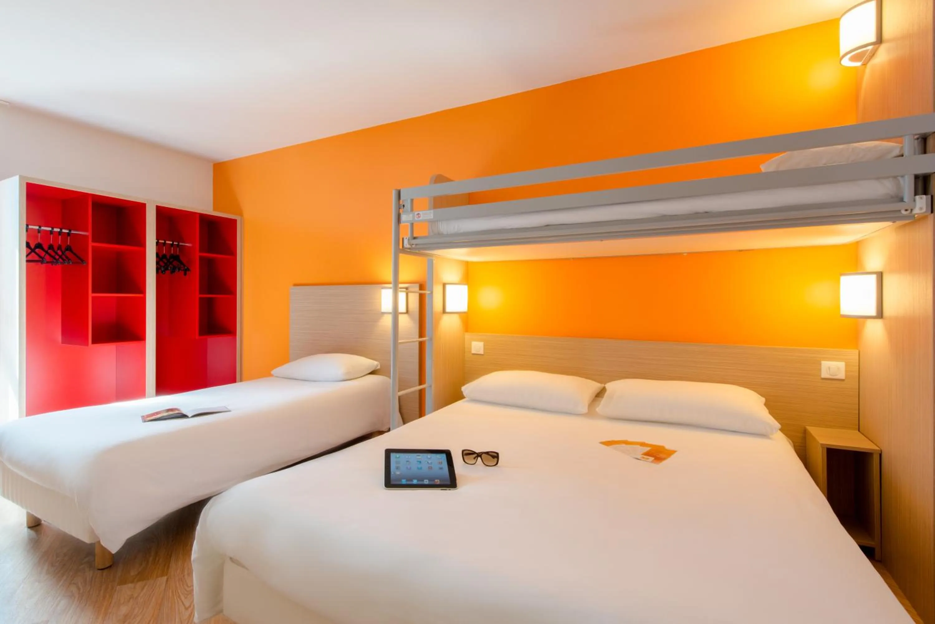 Bedroom, Bed in Hôtel Eco La Rochelle Centre les Minimes