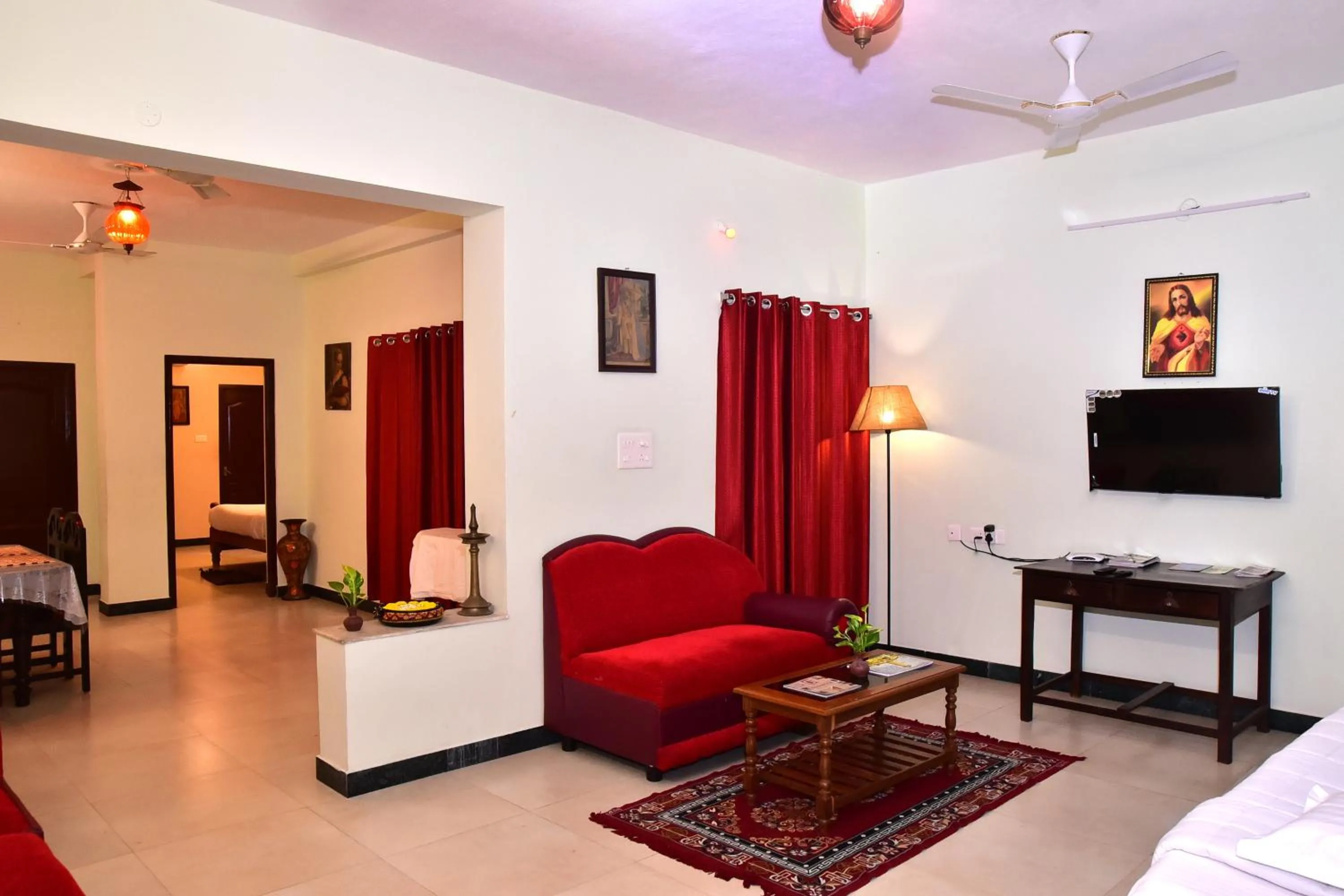 Communal lounge/ TV room, Bed in Villa Gomez Individual 2 bhk property at French Colony