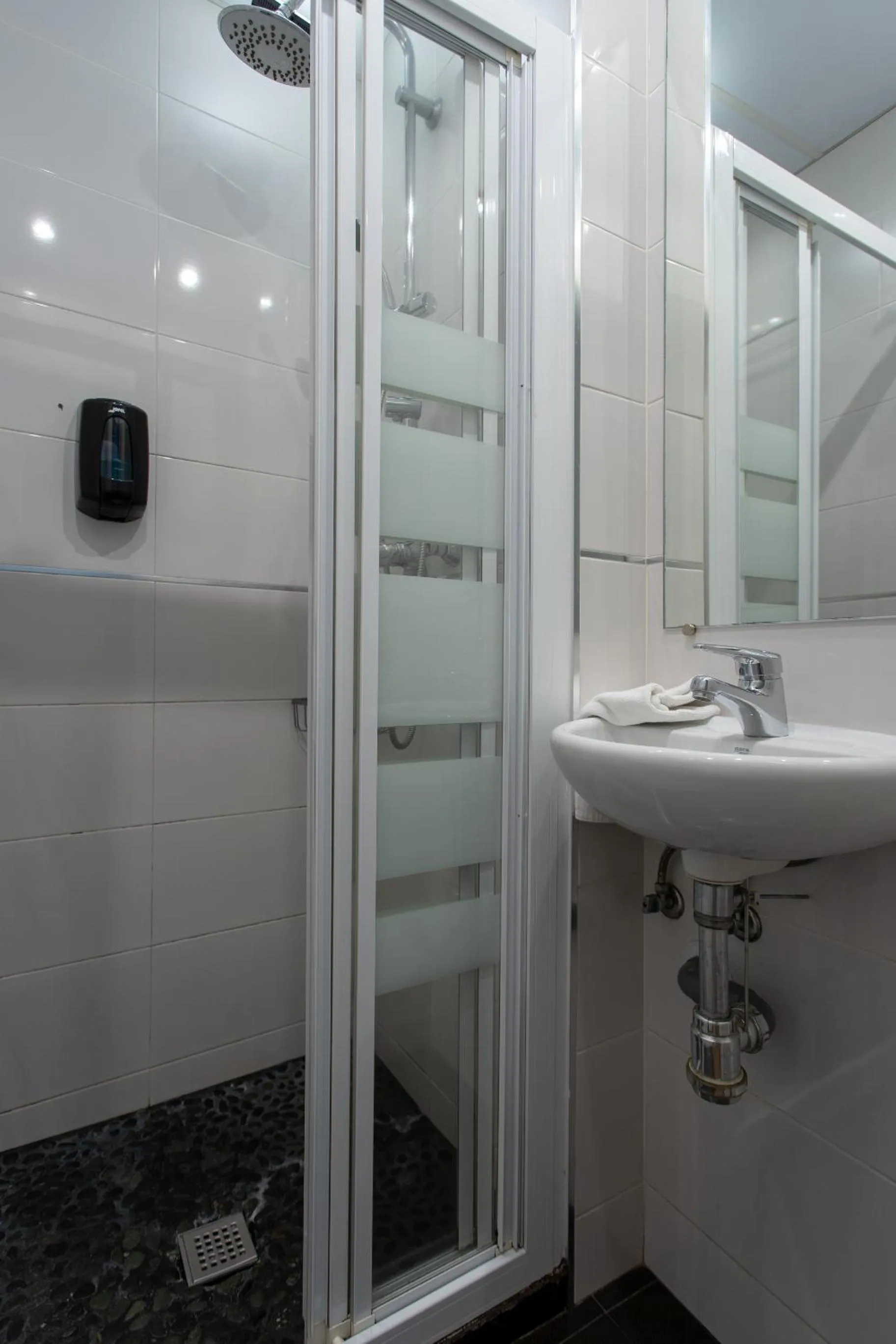 Shower in Suites You Nickel