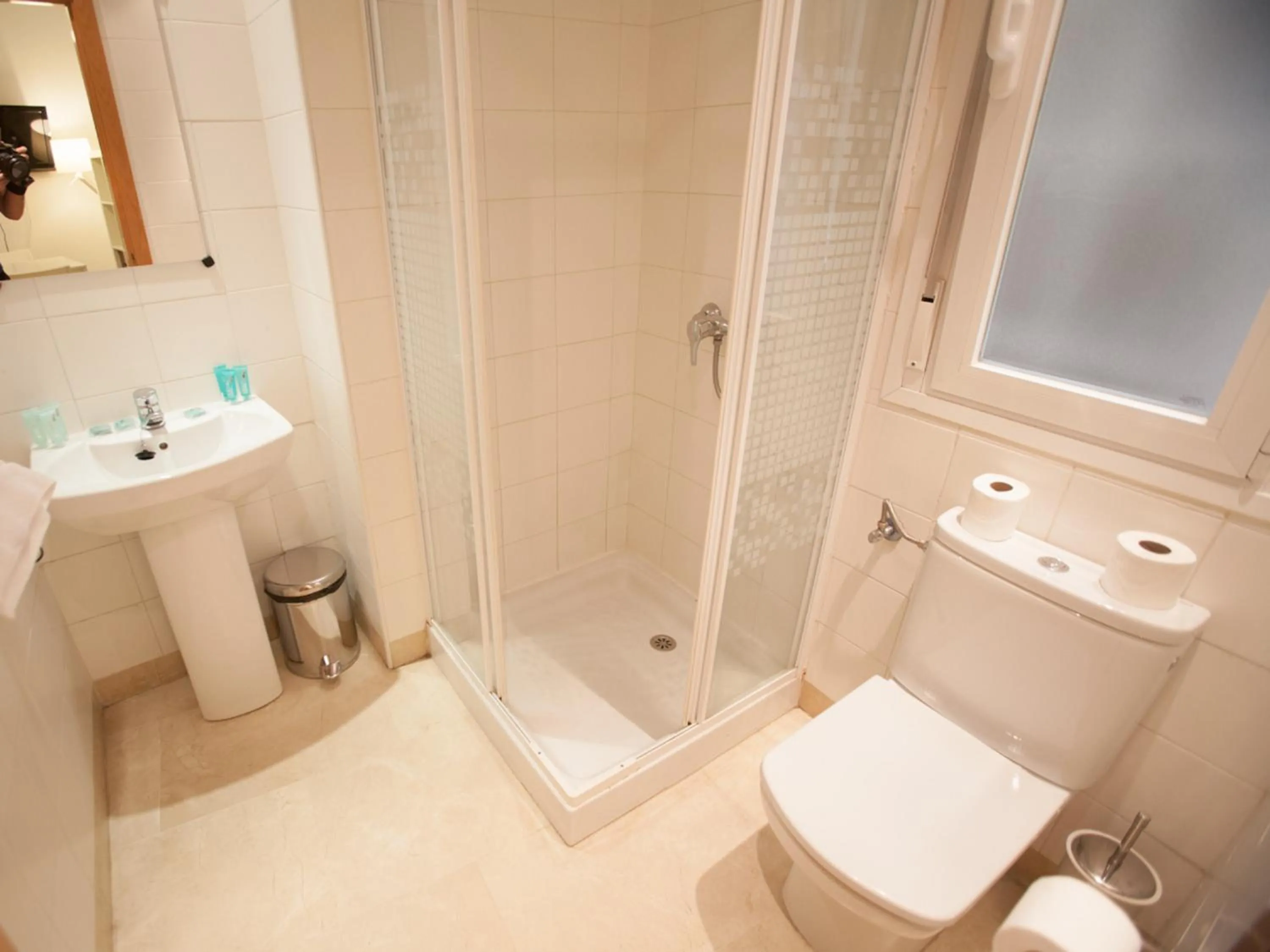 Other in Suites You Nickel