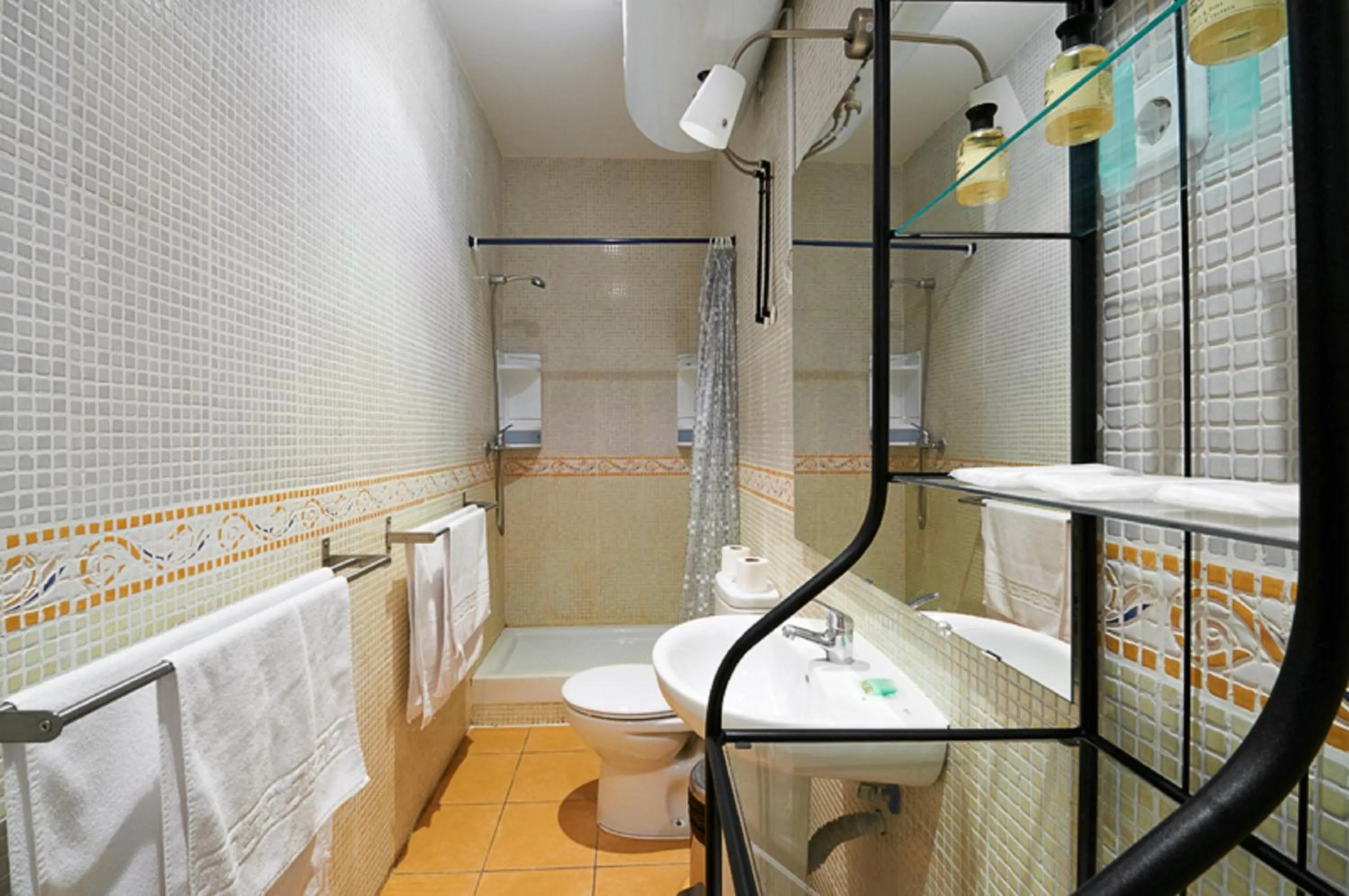 Other in Suites You Nickel