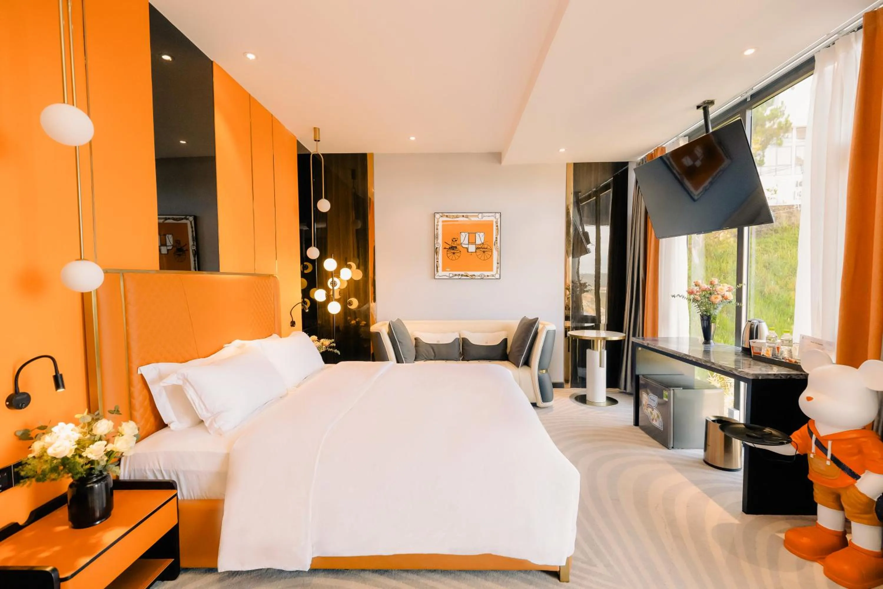 Bedroom, Bed in New Century Dalat Hotel