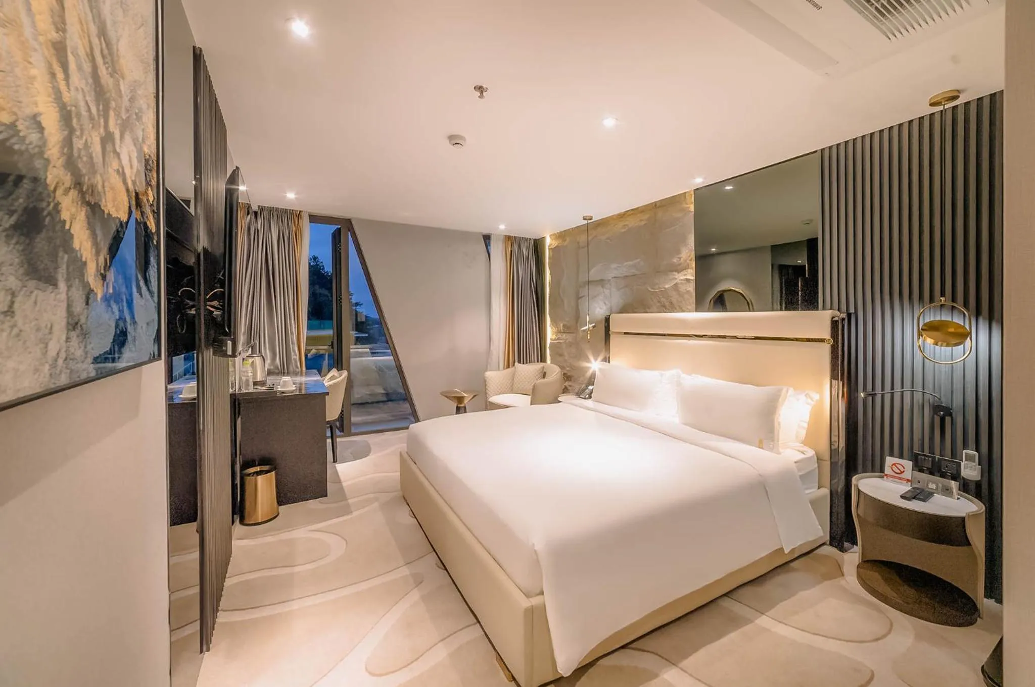 Bedroom, Bed in New Century Dalat Hotel