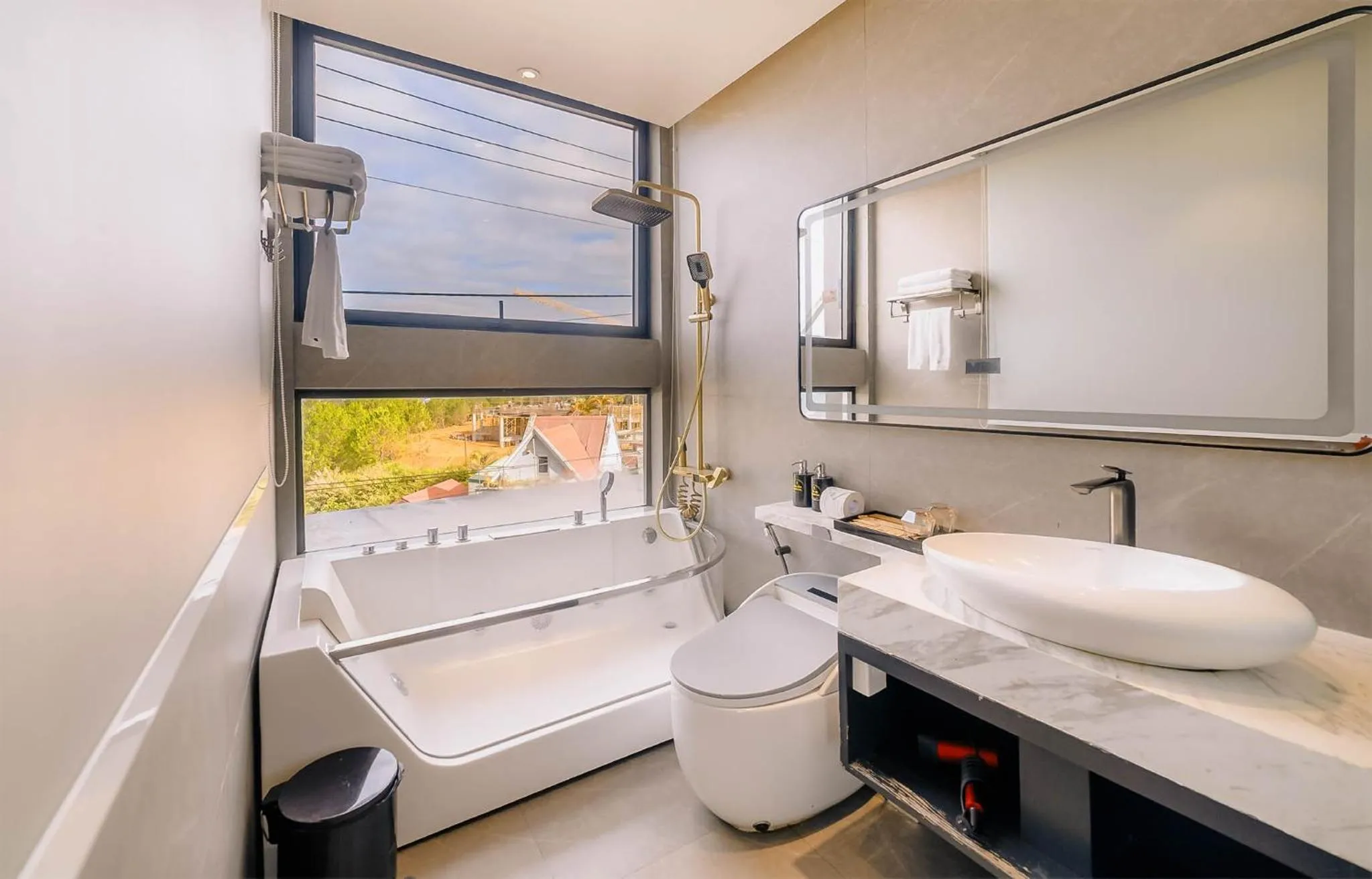 Shower in New Century Dalat Hotel