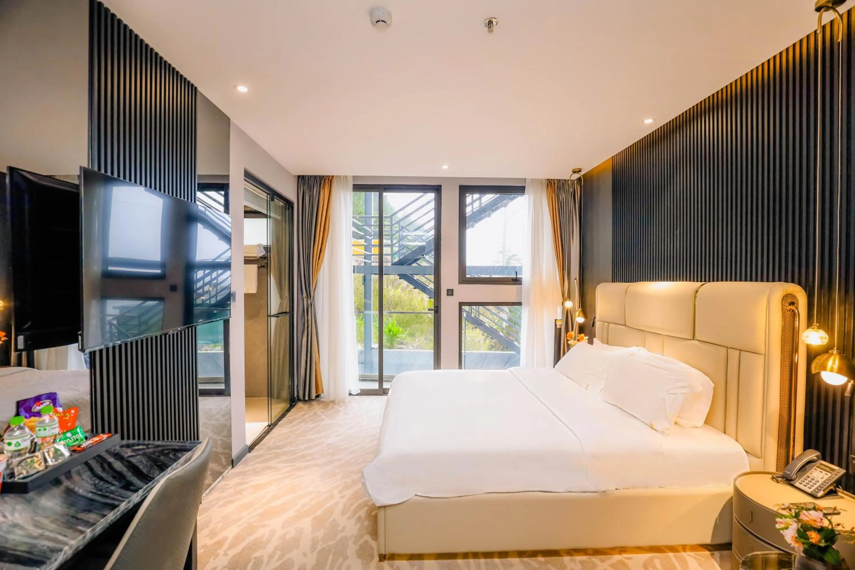 Bedroom, Bed in New Century Dalat Hotel