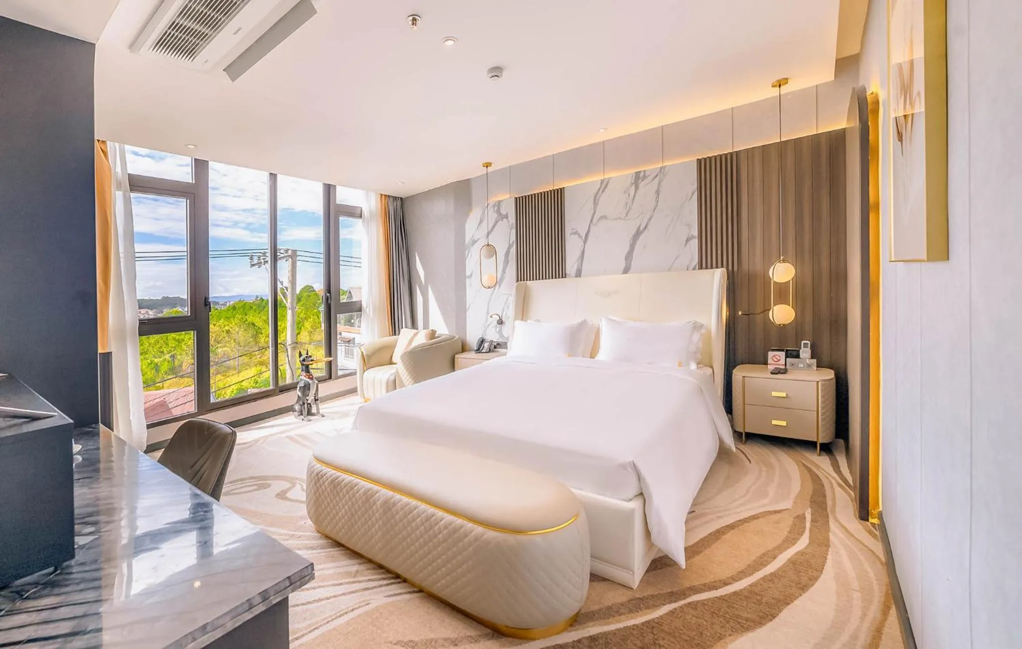 Bedroom, Bed in New Century Dalat Hotel