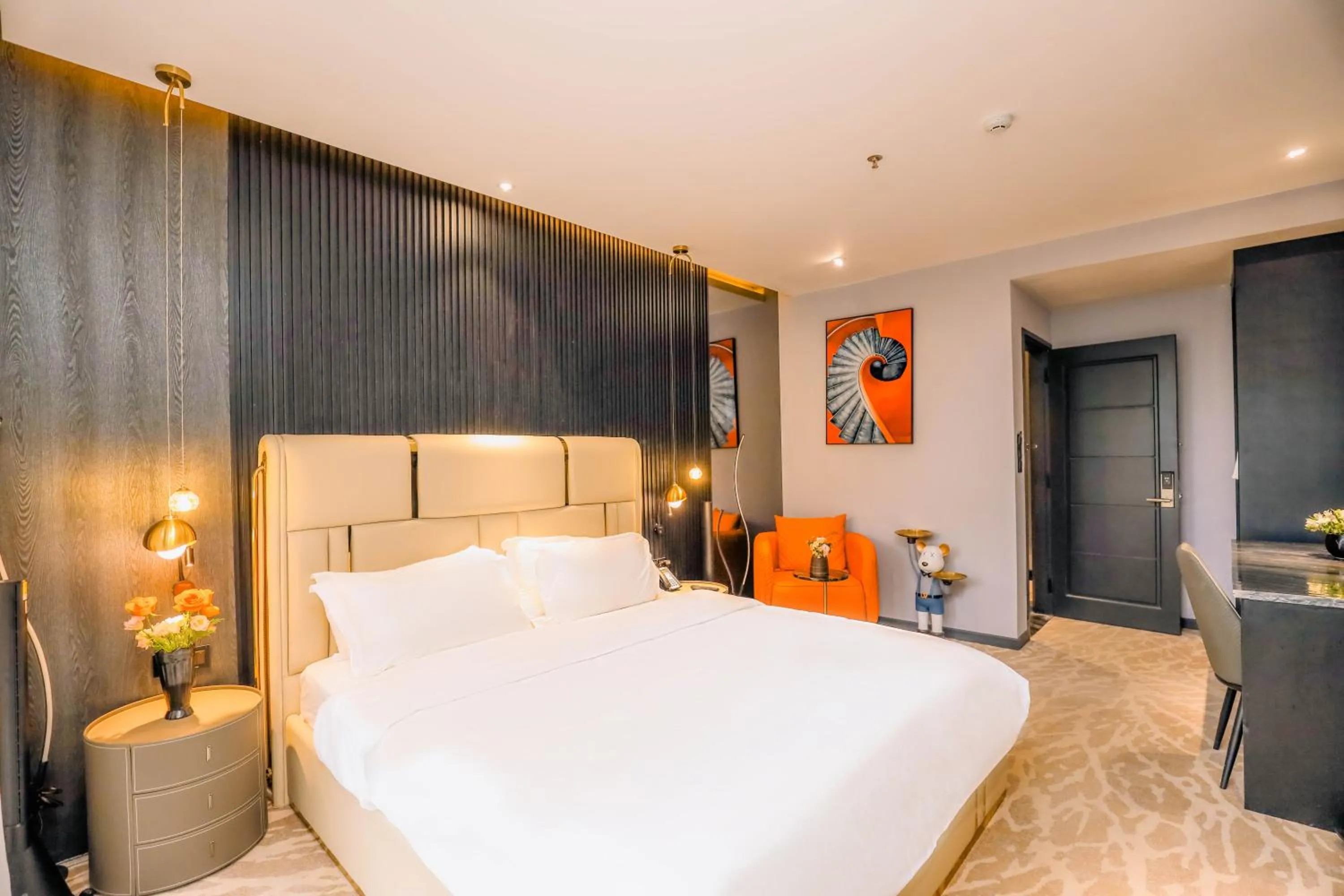 Bedroom, Bed in New Century Dalat Hotel